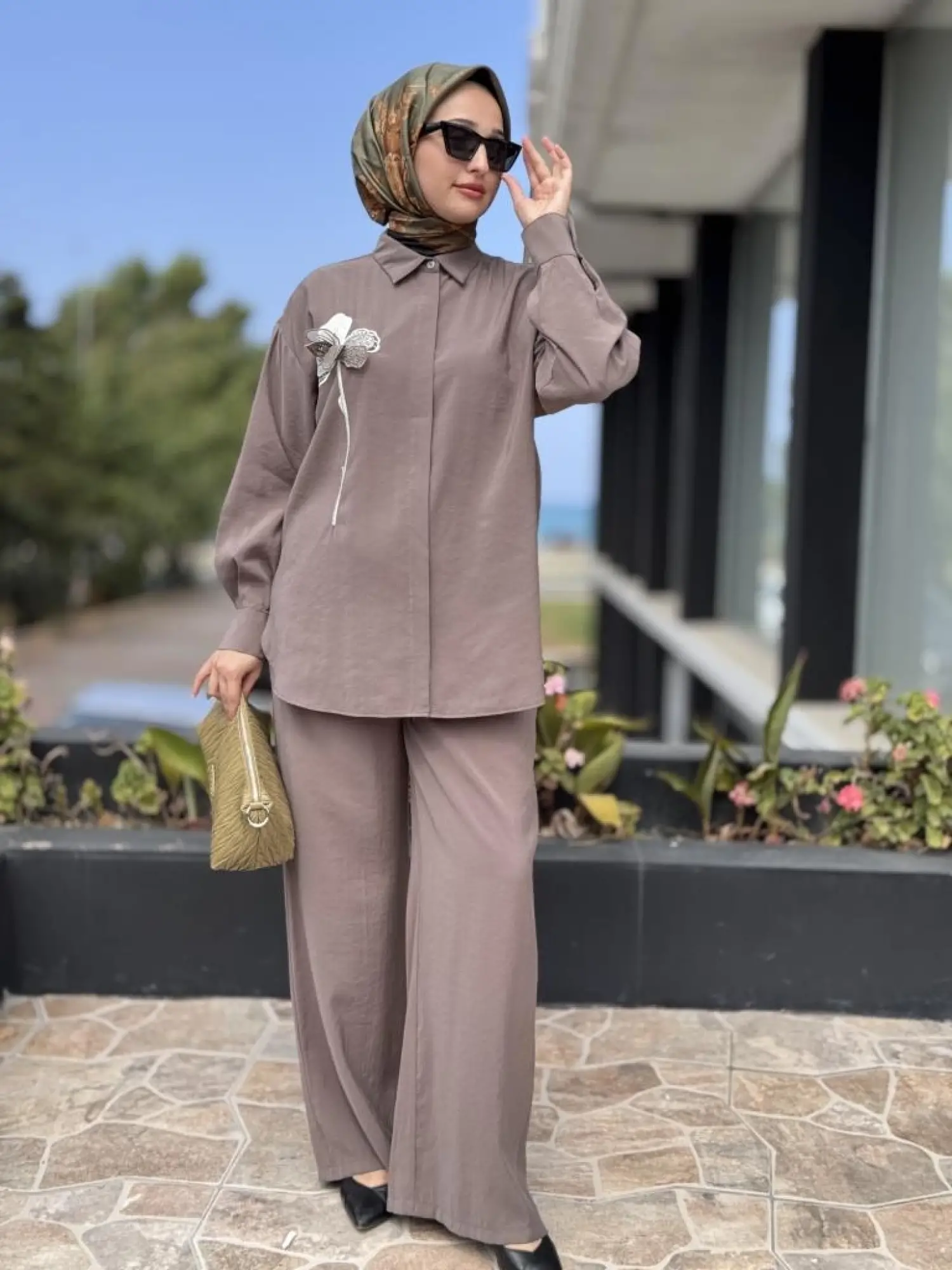 Almarwah Organze Çiçek Desenli Gömlek Pantolon Takım 202903