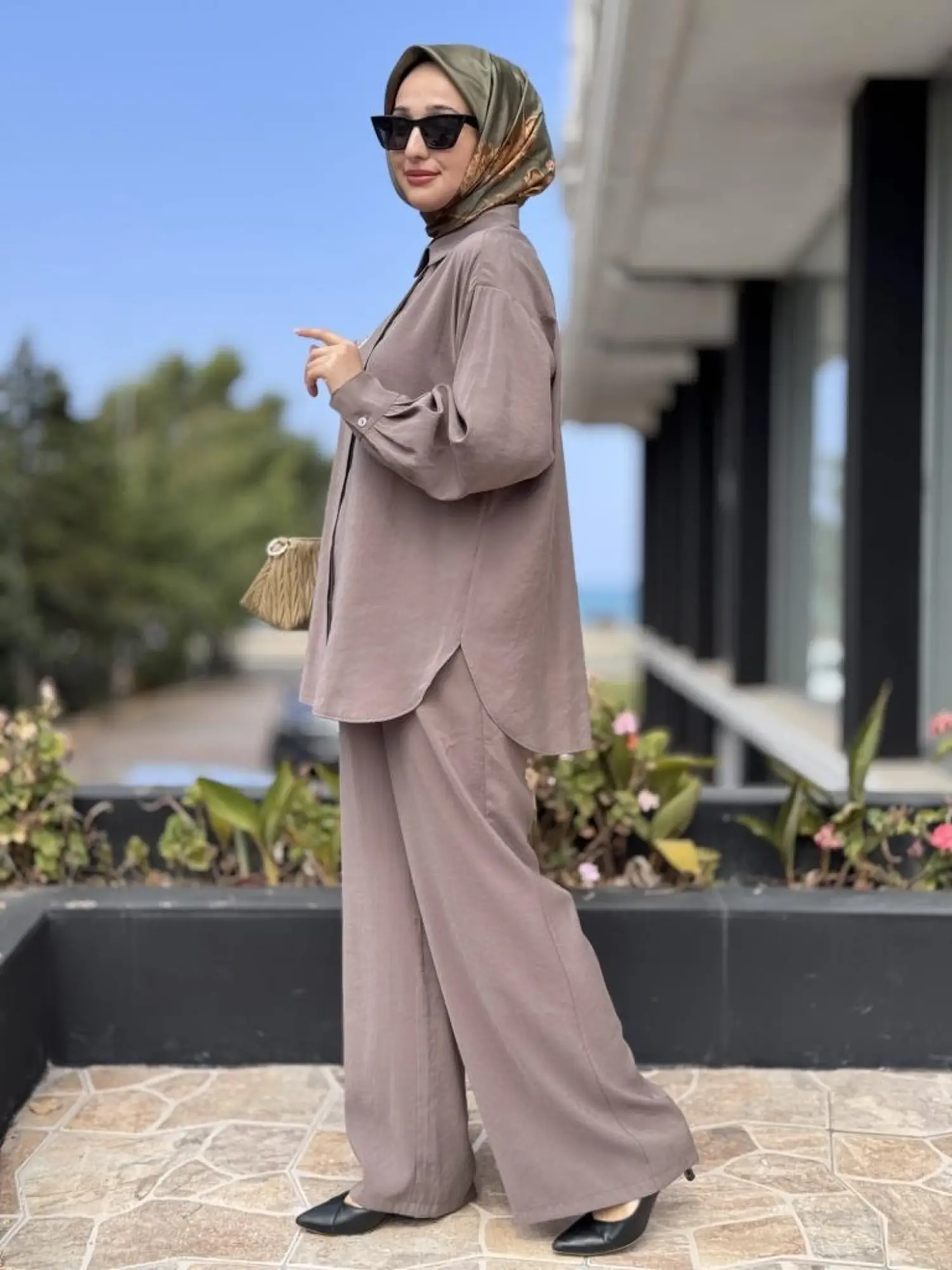 Almarwah Organze Çiçek Desenli Gömlek Pantolon Takım 202903