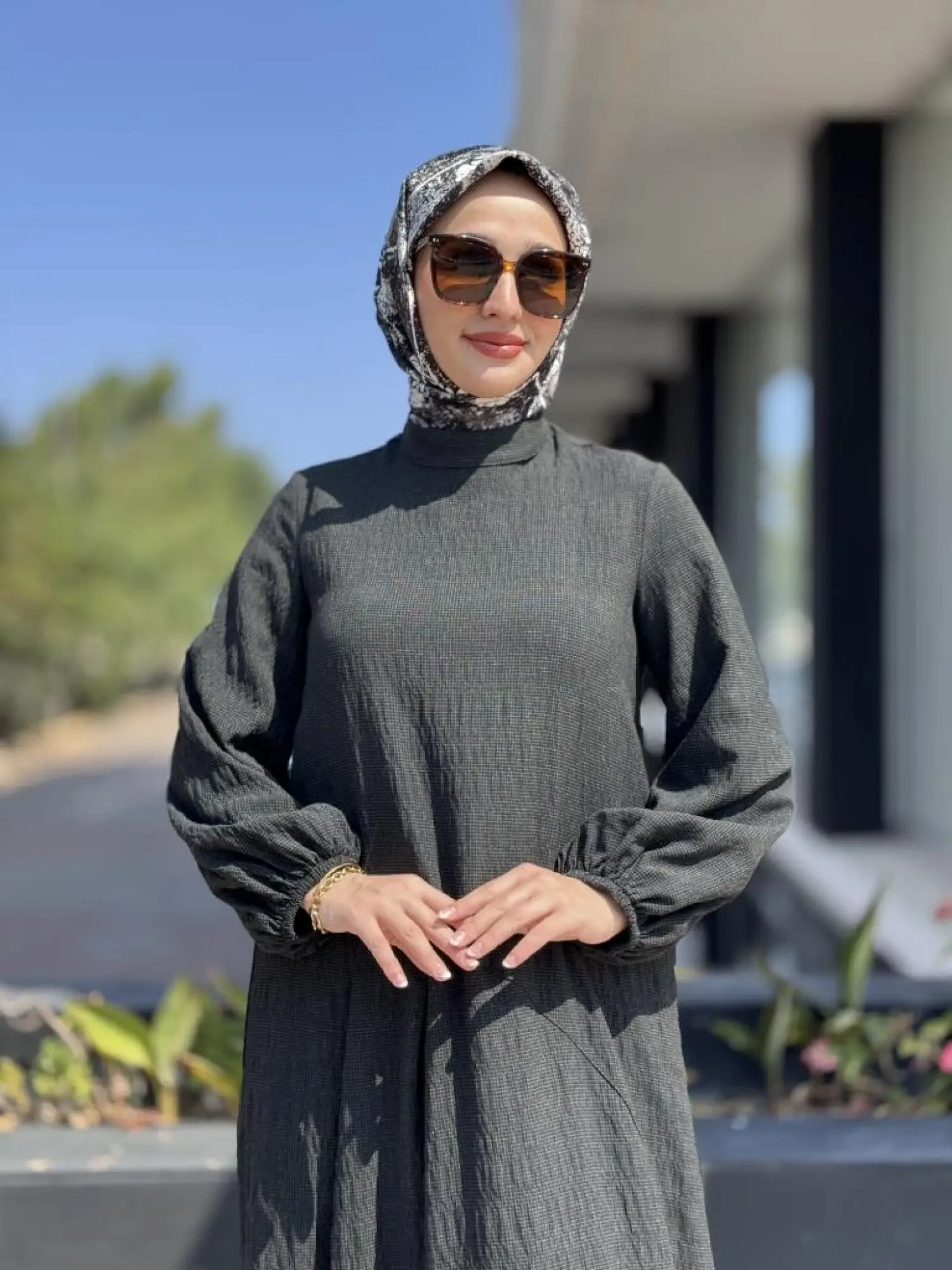 Almarwah Pitikare Desenli Asimetrik Pens Detaylı Elbise 303880