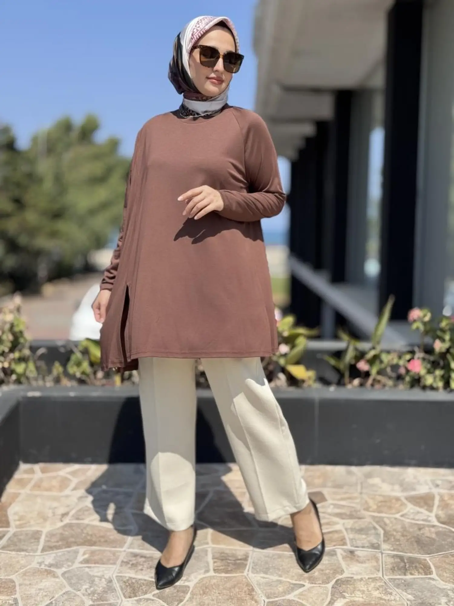 Almarwah Yandan Yırtmaçlı Viscon Tunik 102227