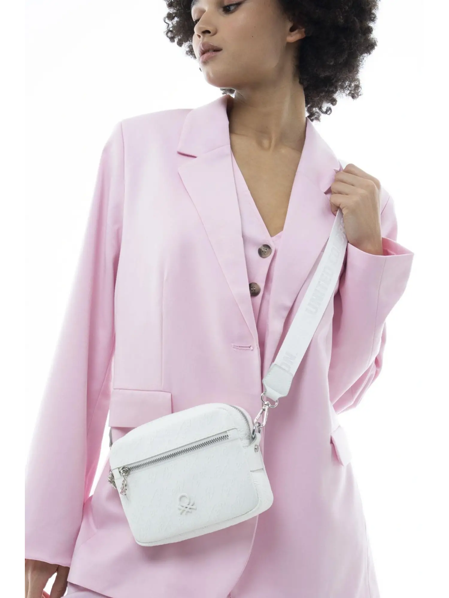 Benetton Monogram Yazılı Fermuarlı Çapraz Çanta BNT1059