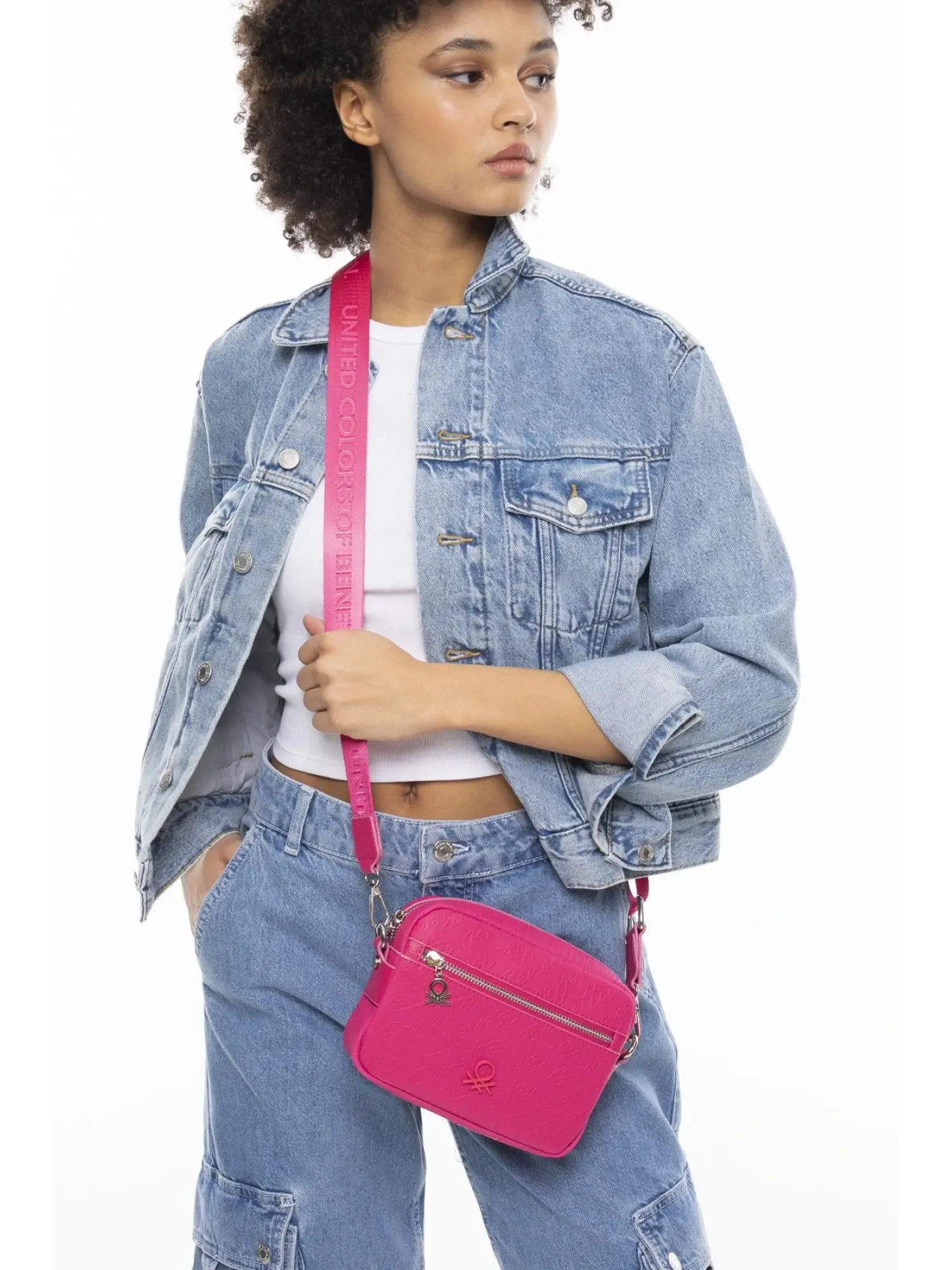 Benetton Monogram Yazılı Fermuarlı Çapraz Çanta BNT1059