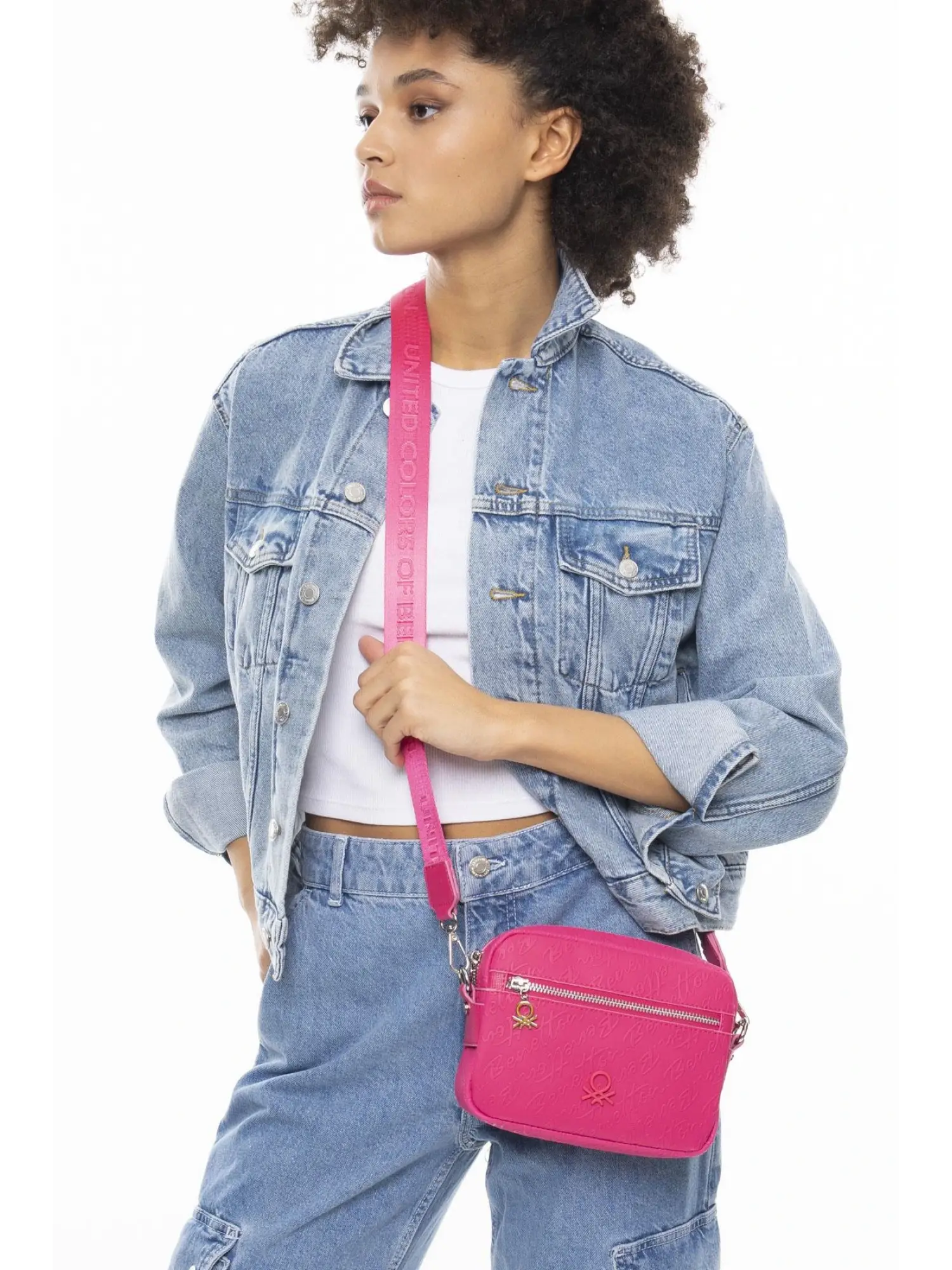 Benetton Monogram Yazılı Fermuarlı Çapraz Çanta BNT1059