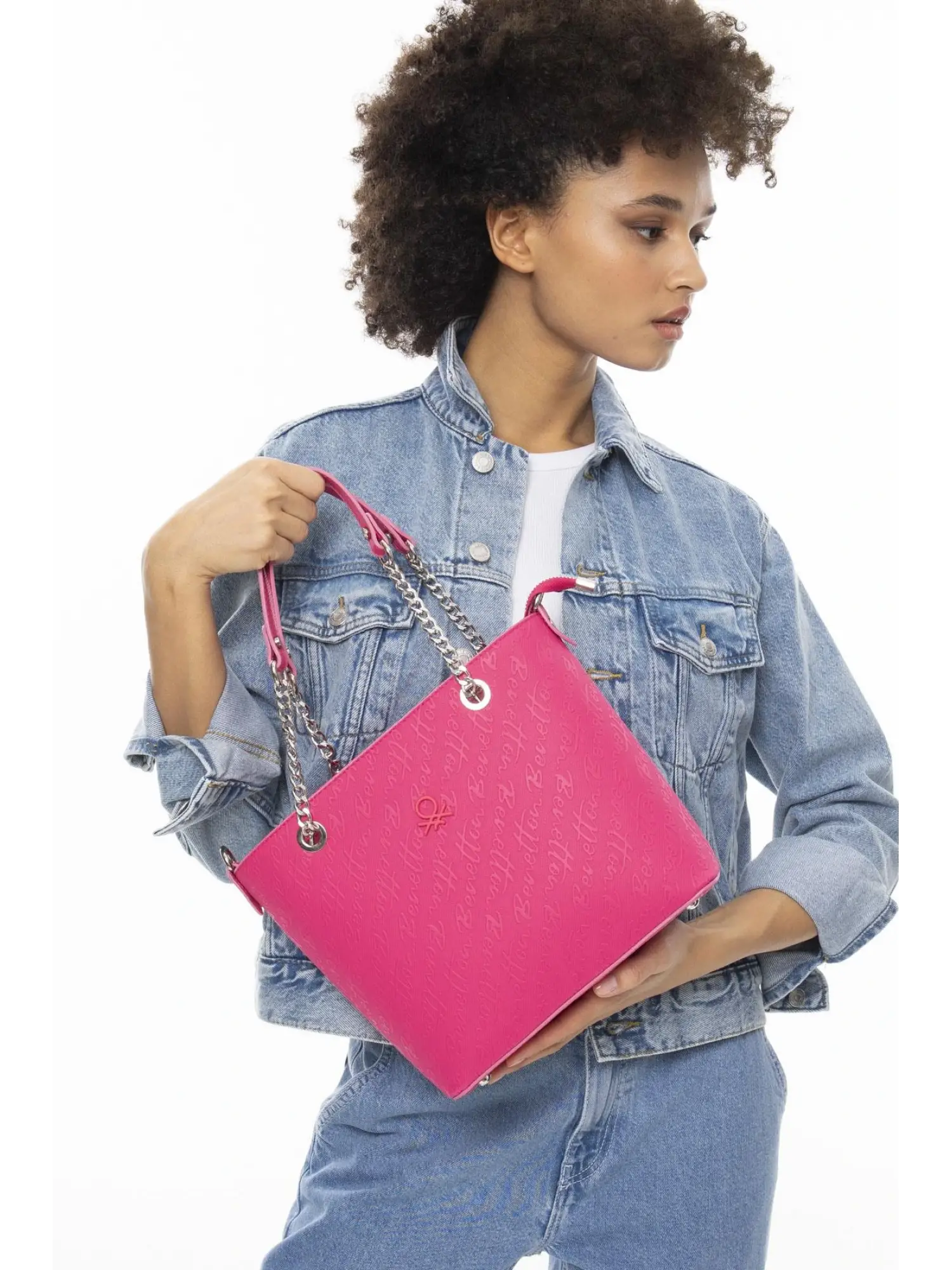 Benetton Monogram Yazılı Kol Çantası BNT1043