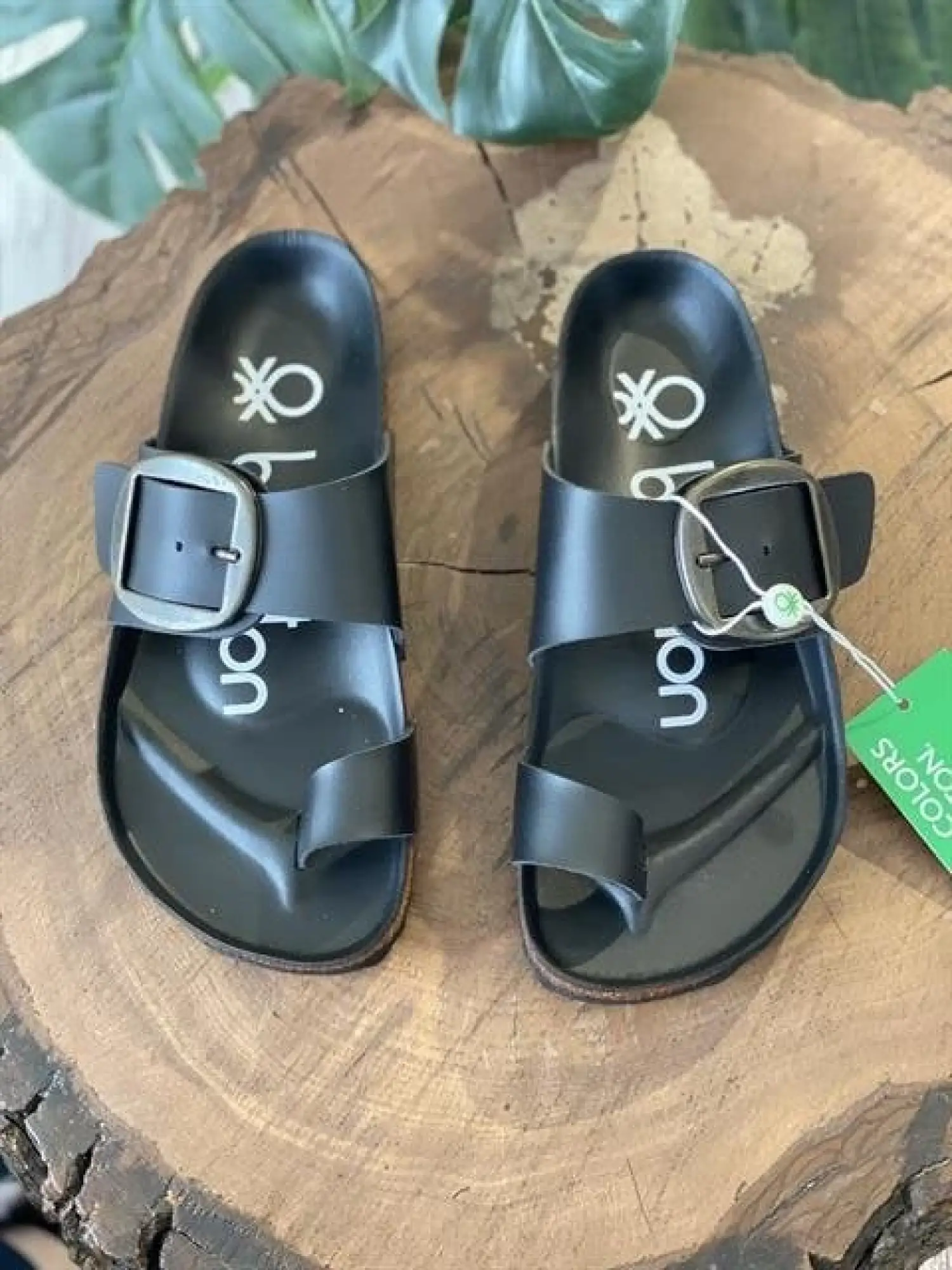 Benetton Parmakarası Tokalı Kadın Terlik 1230