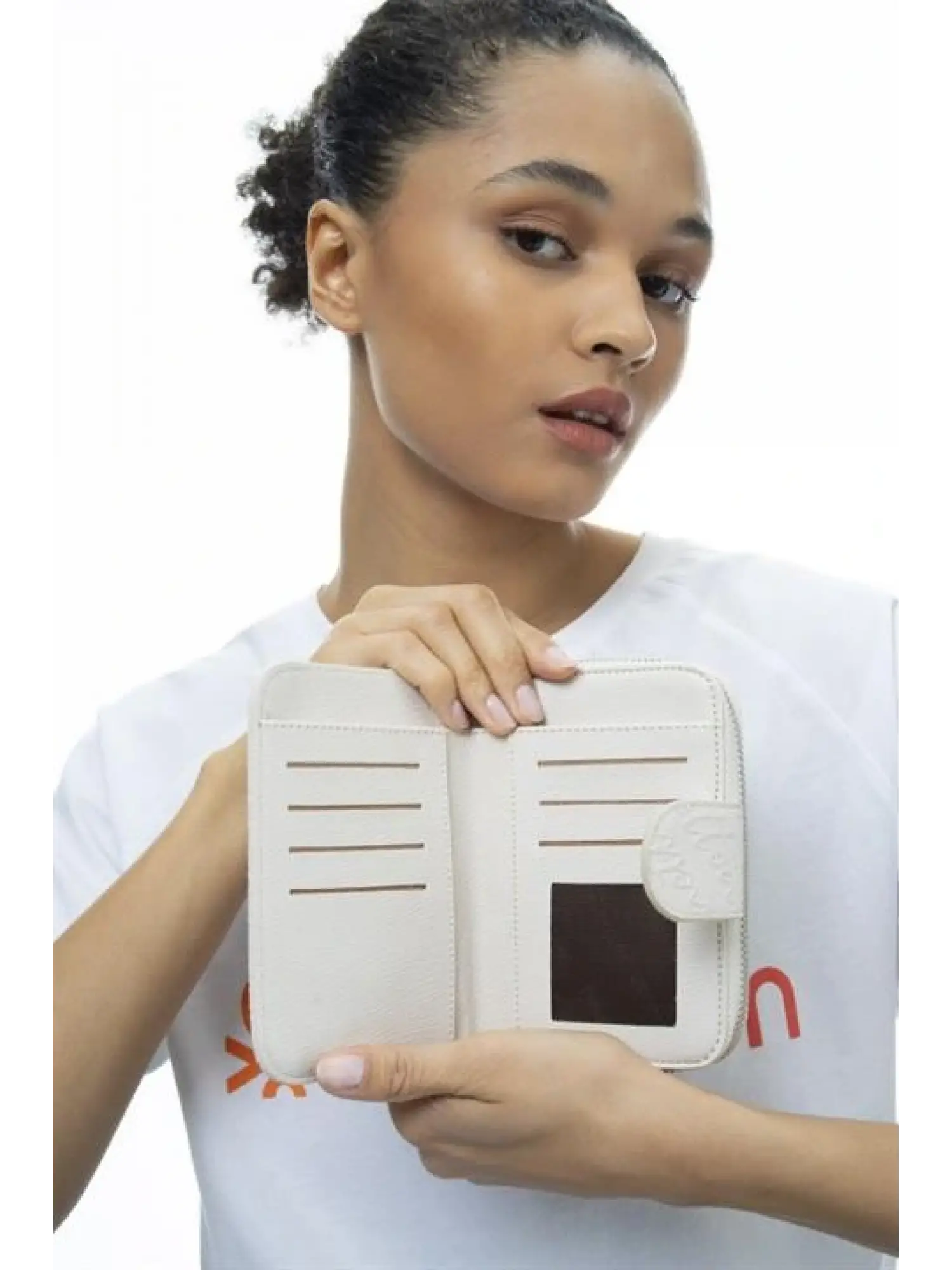 Benetton Yazılı Fermuarlı Cüzdan BNT984