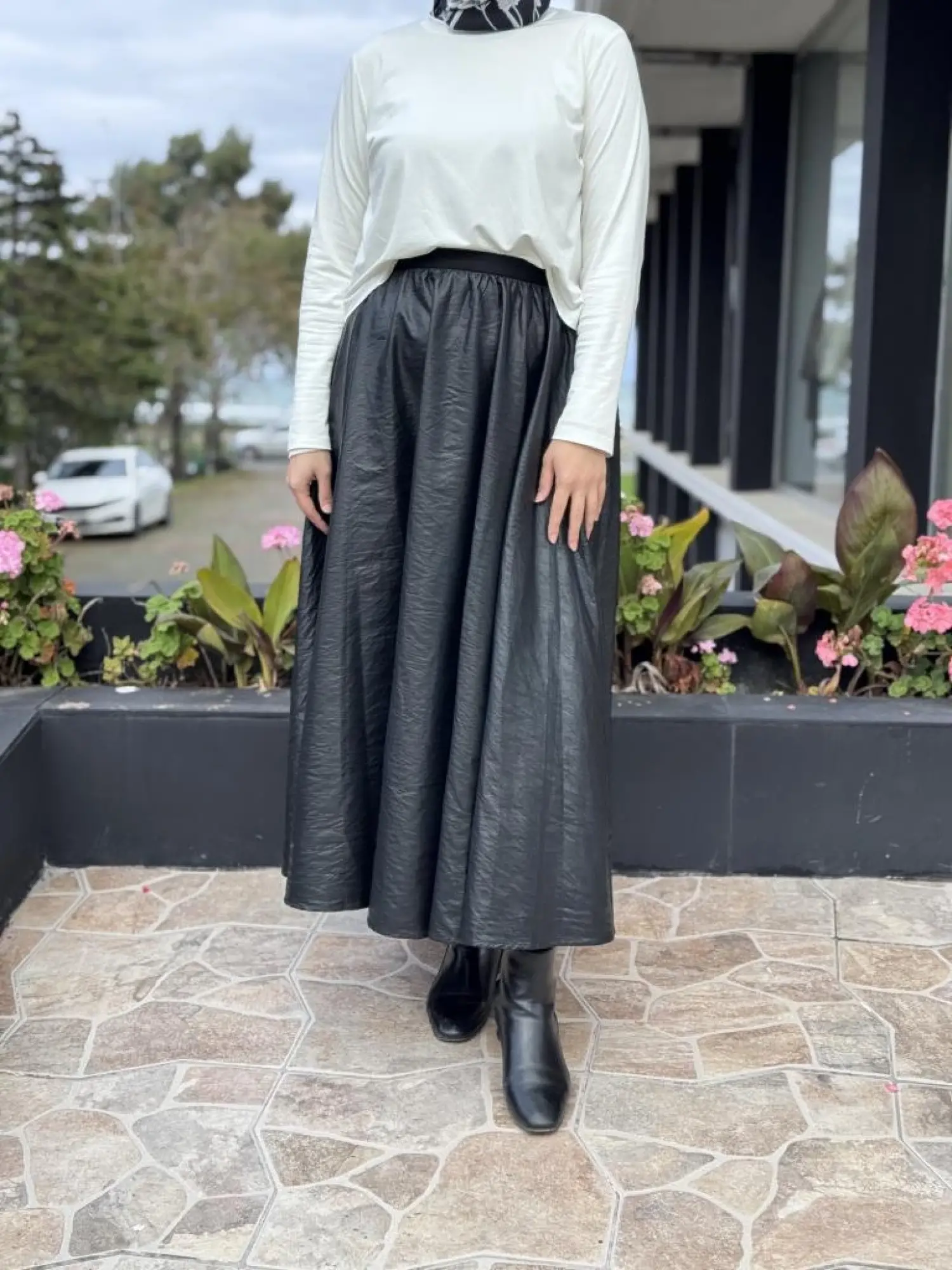 Ghisa Beli Lastikli Deri Etek G5383