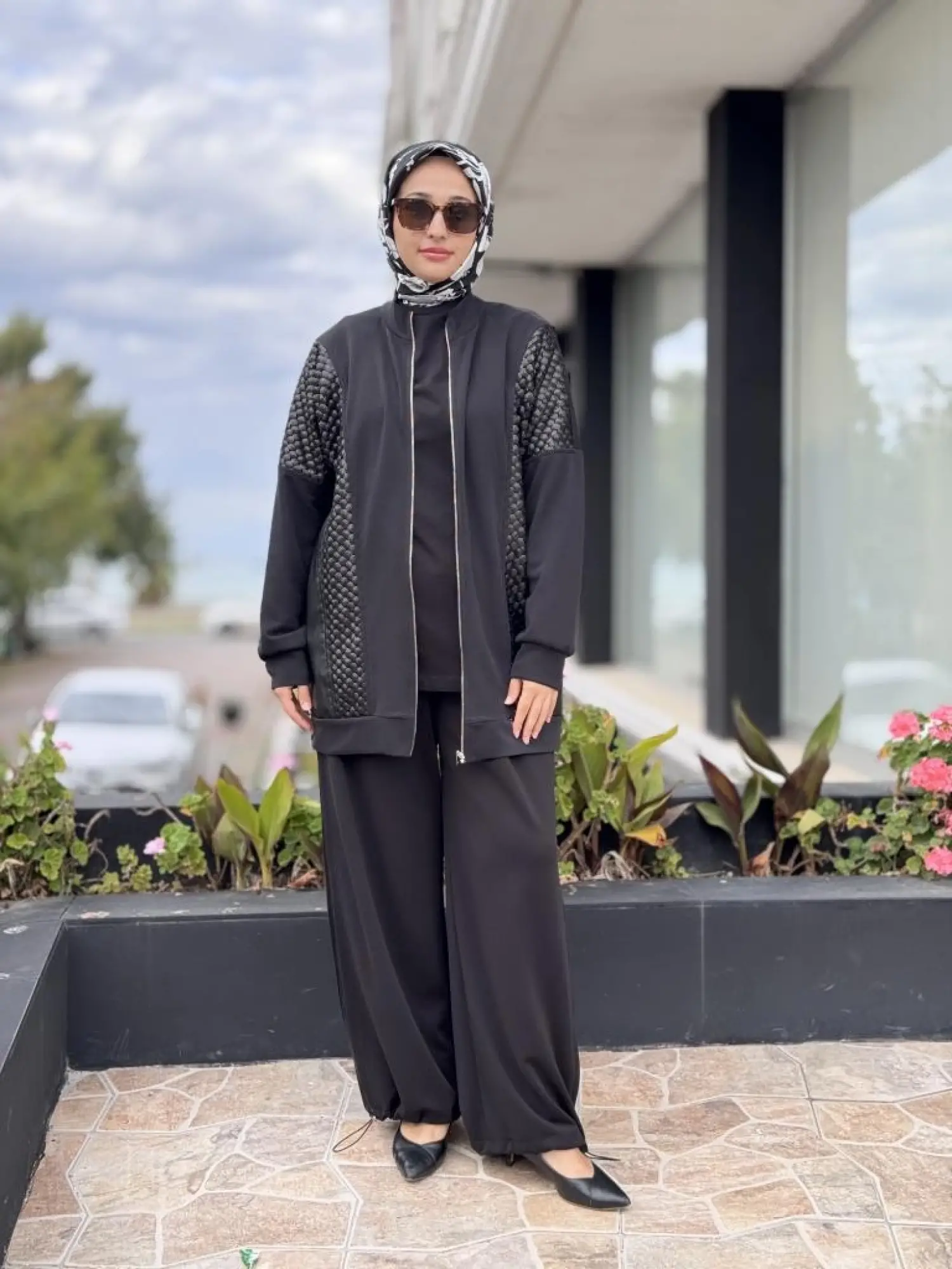 Ghisa Deri ve Payet Detaylı Kap Pantolon Takım G4146