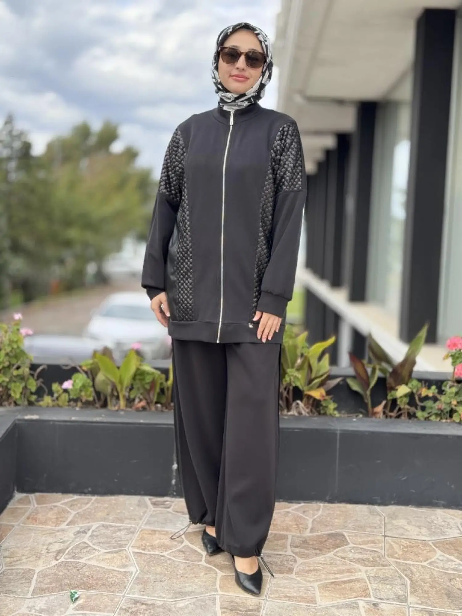 Ghisa Deri ve Payet Detaylı Kap Pantolon Takım G4146