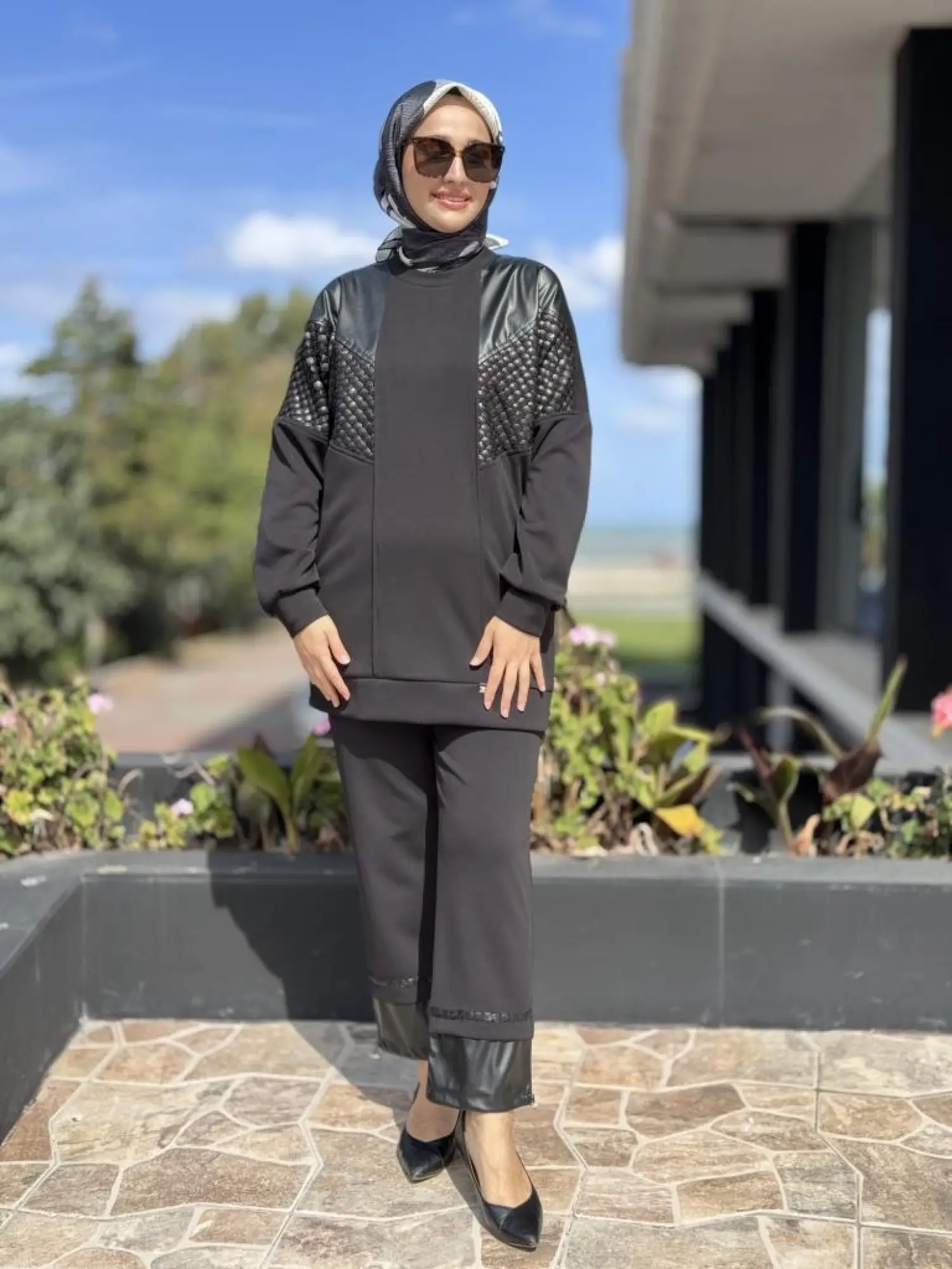 Ghisa Deri ve Payet Detaylı Tunik Pantolon Takım G4147