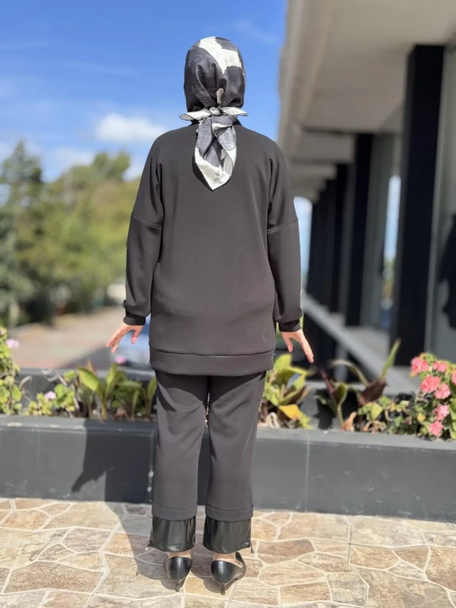 Ghisa Deri ve Payet Detaylı Tunik Pantolon Takım G4147