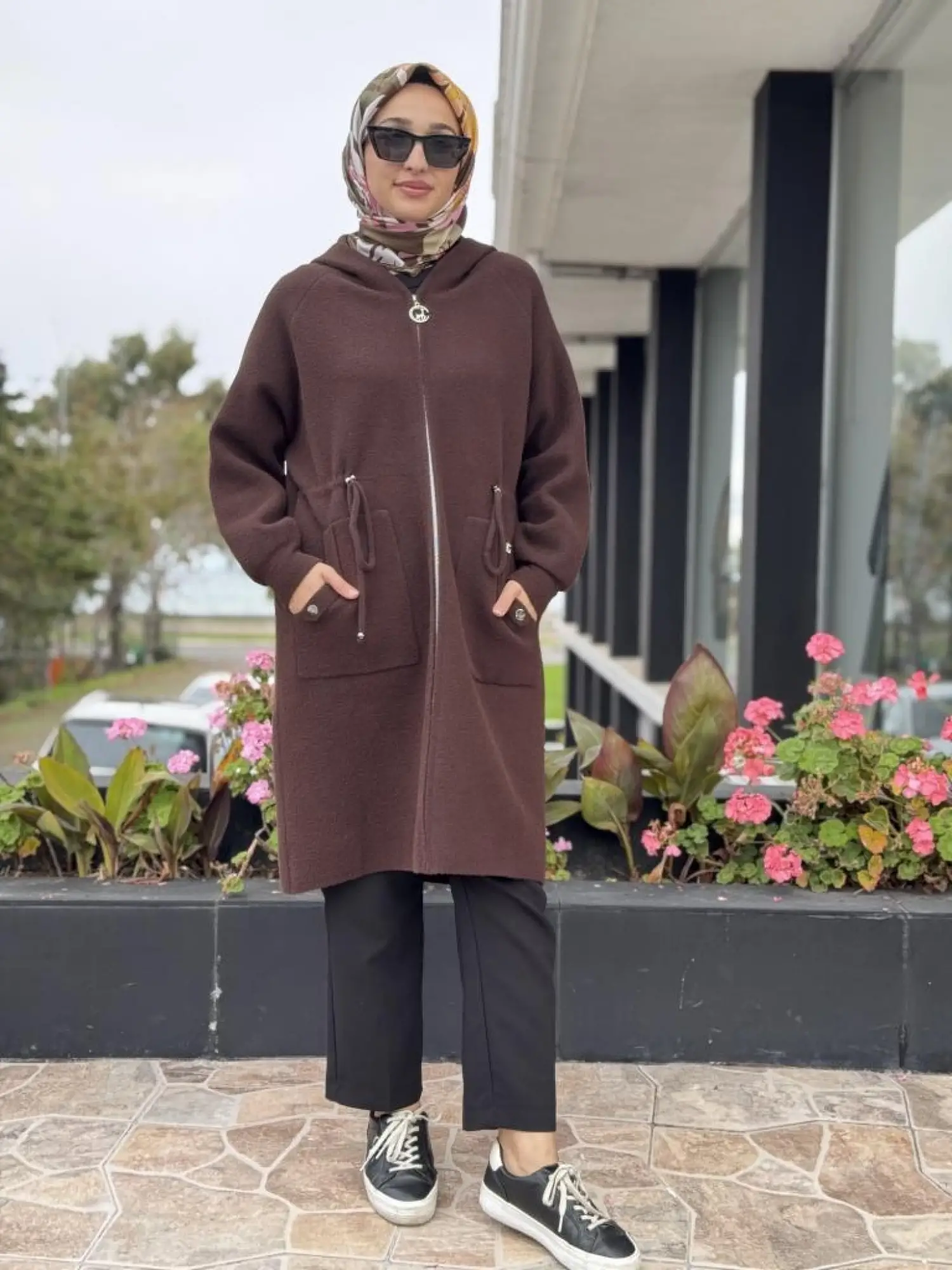 Ghisa Fermuarlı Kapüşonlu Kaban 6545