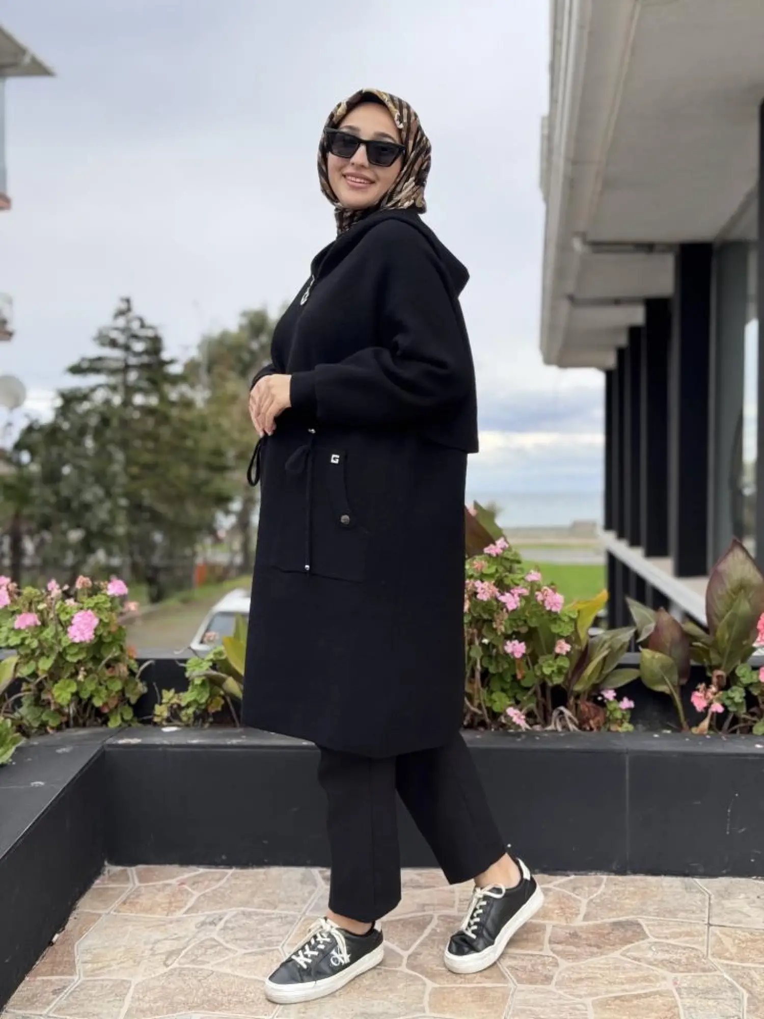 Ghisa Fermuarlı Kapüşonlu Kaban 6545