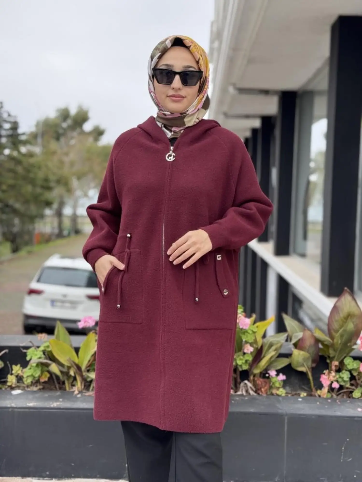 Ghisa Fermuarlı Kapüşonlu Kaban 6545