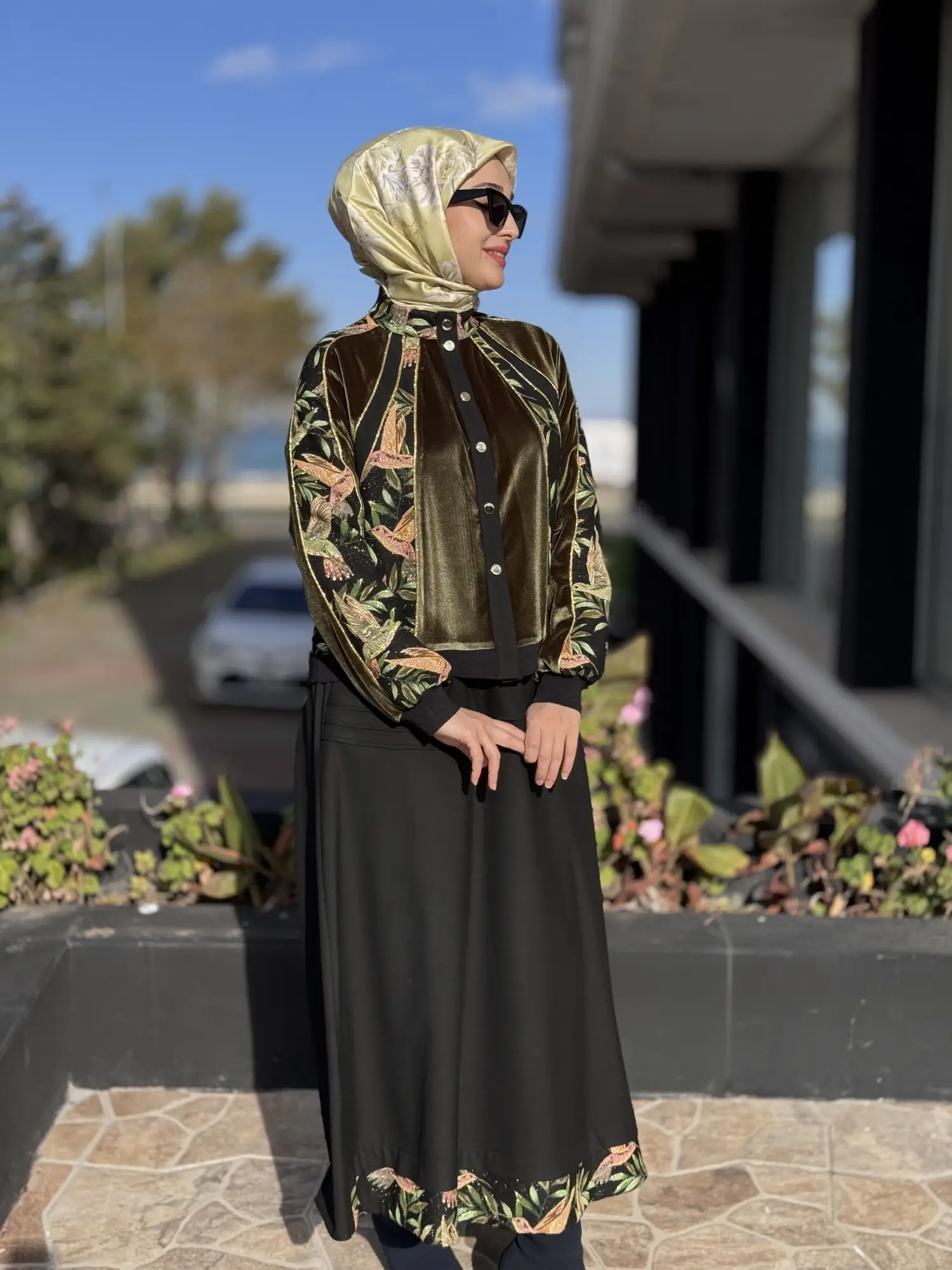 Ghisa Kadife ve Nakış Detaylı Ceket Etek Takım G4173