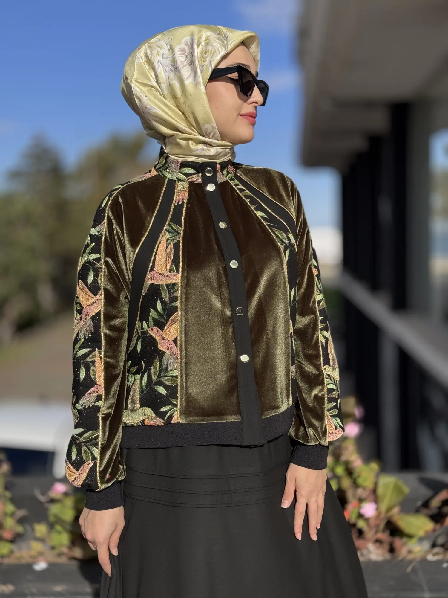 Ghisa Kadife ve Nakış Detaylı Ceket Etek Takım G4173