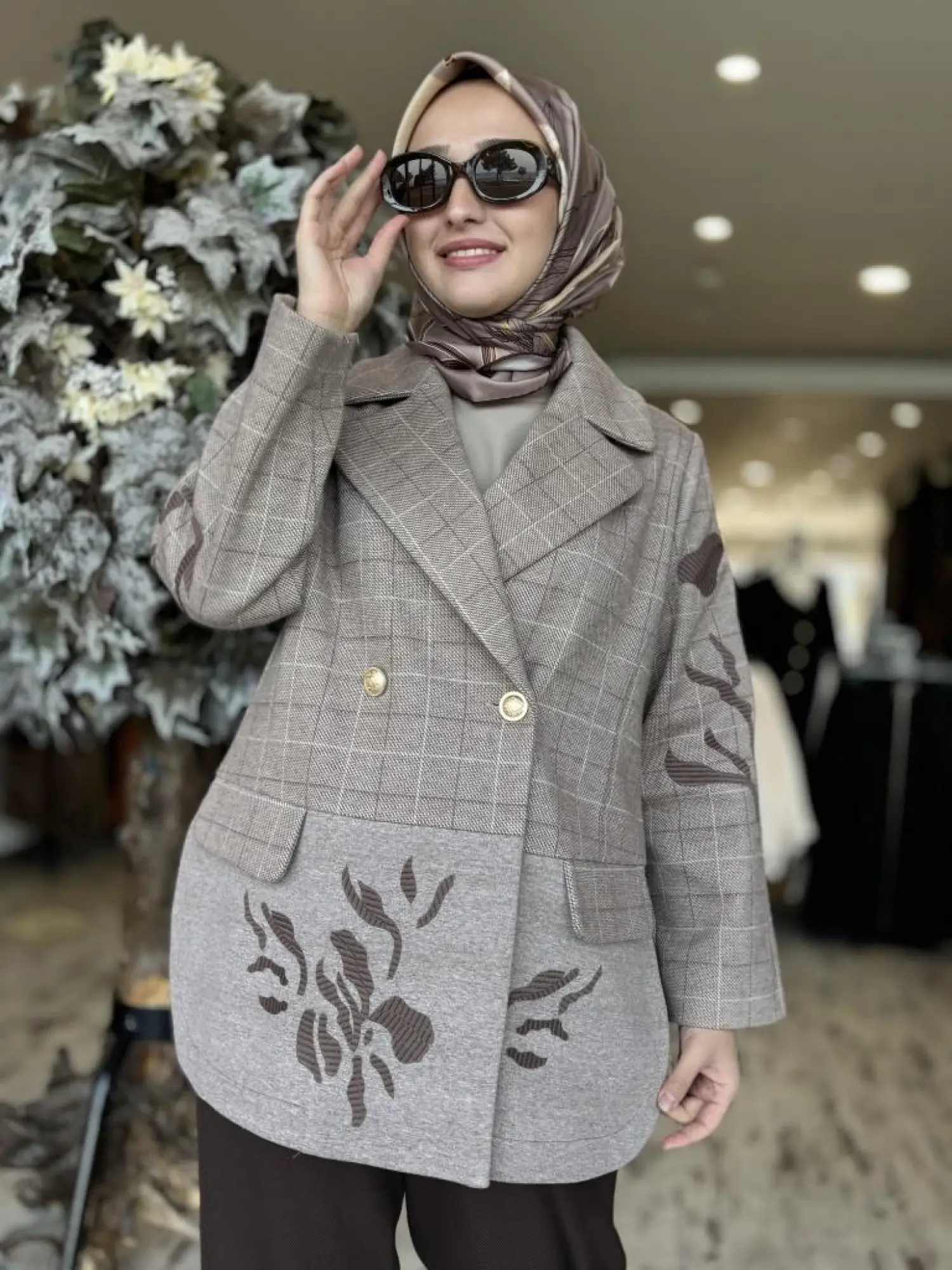 Ghisa Nakış Detaylı Ekose Yün Ceket/Pantolon Takım 3911