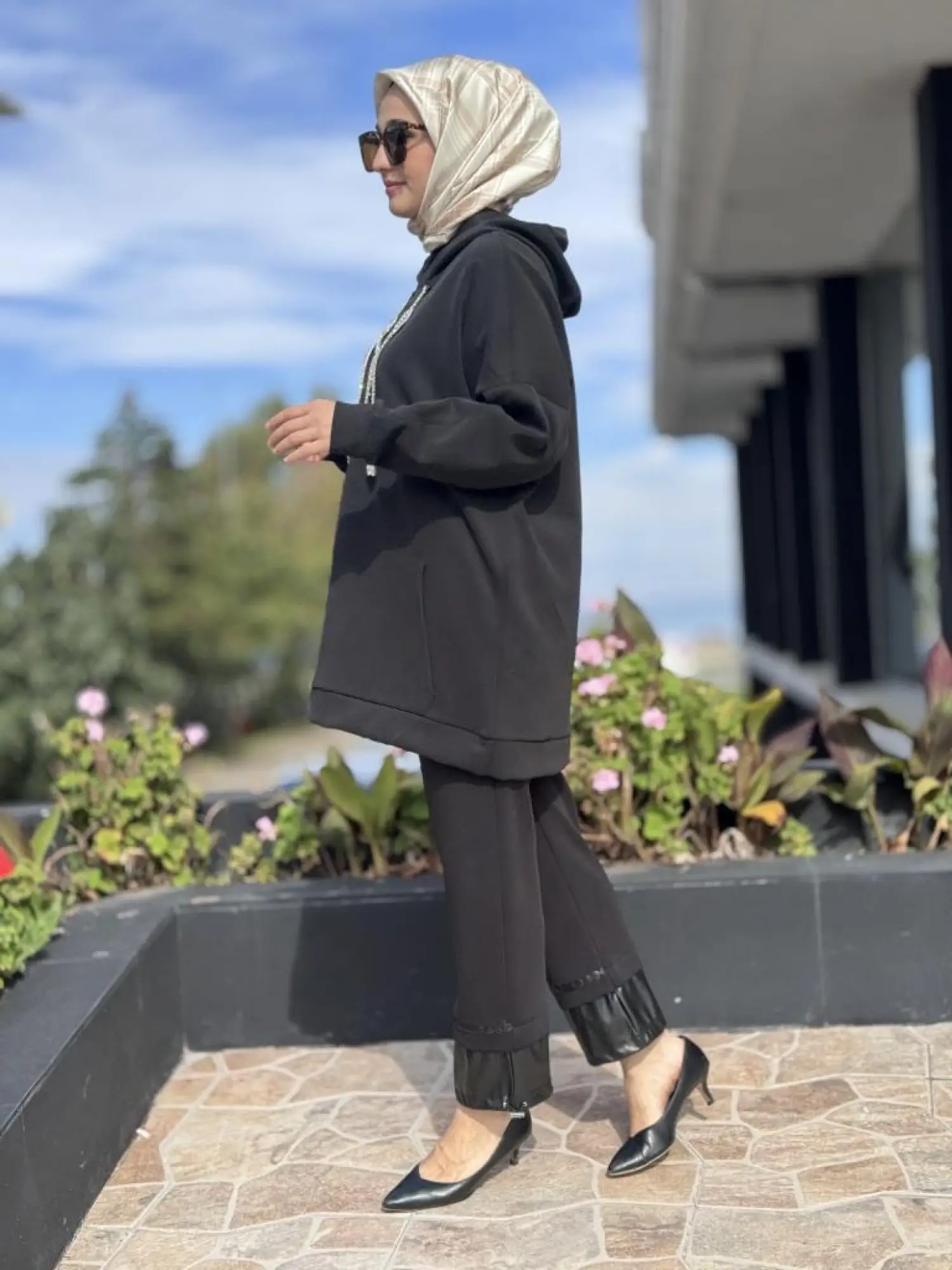 Ghisa Önü Krital Taş Aksesuarlı Tunik Pantolon Takım G4142