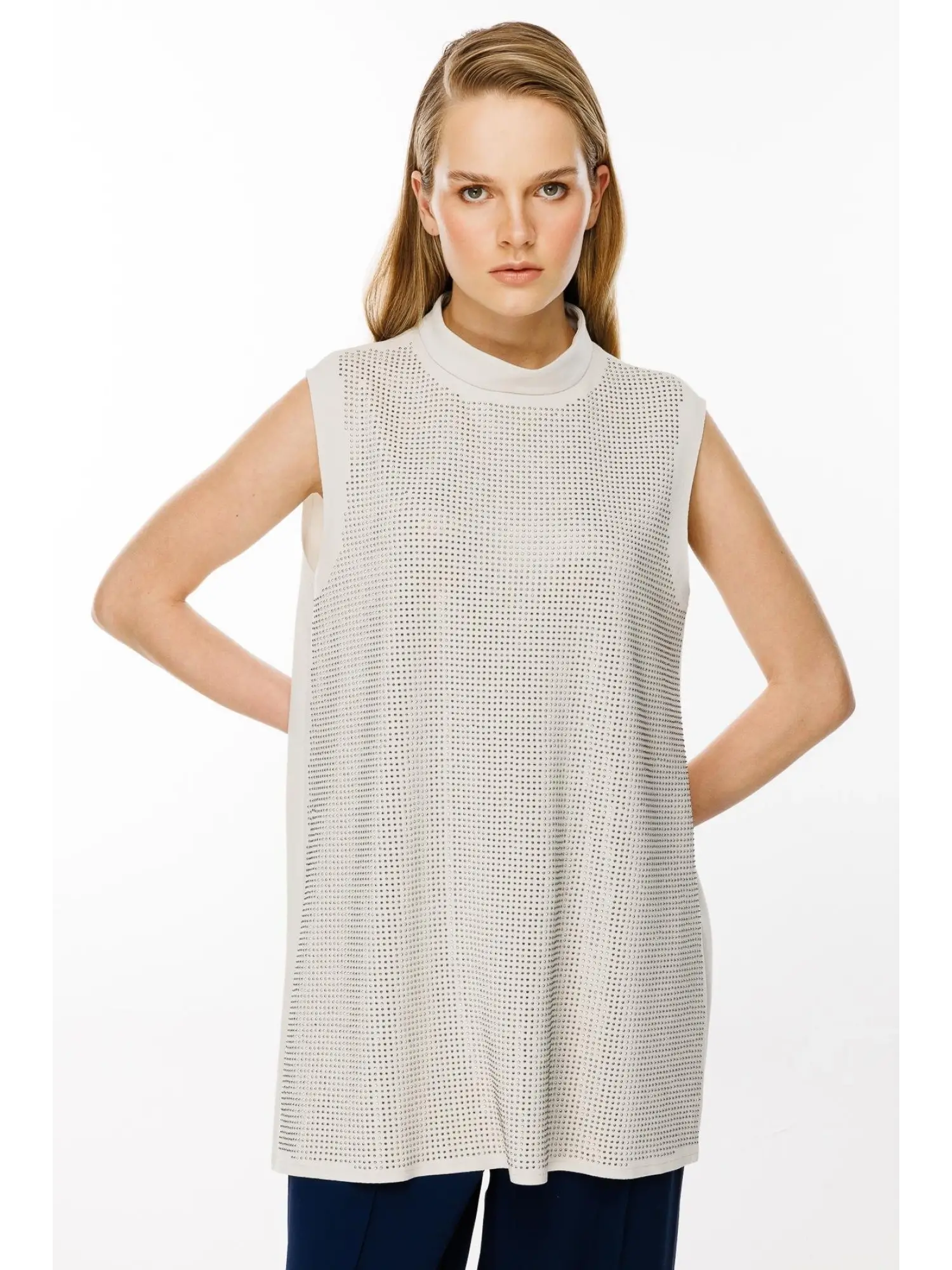 Ghisa Önü Taşlı Sıfır Kol Tunik/İçlik G1858