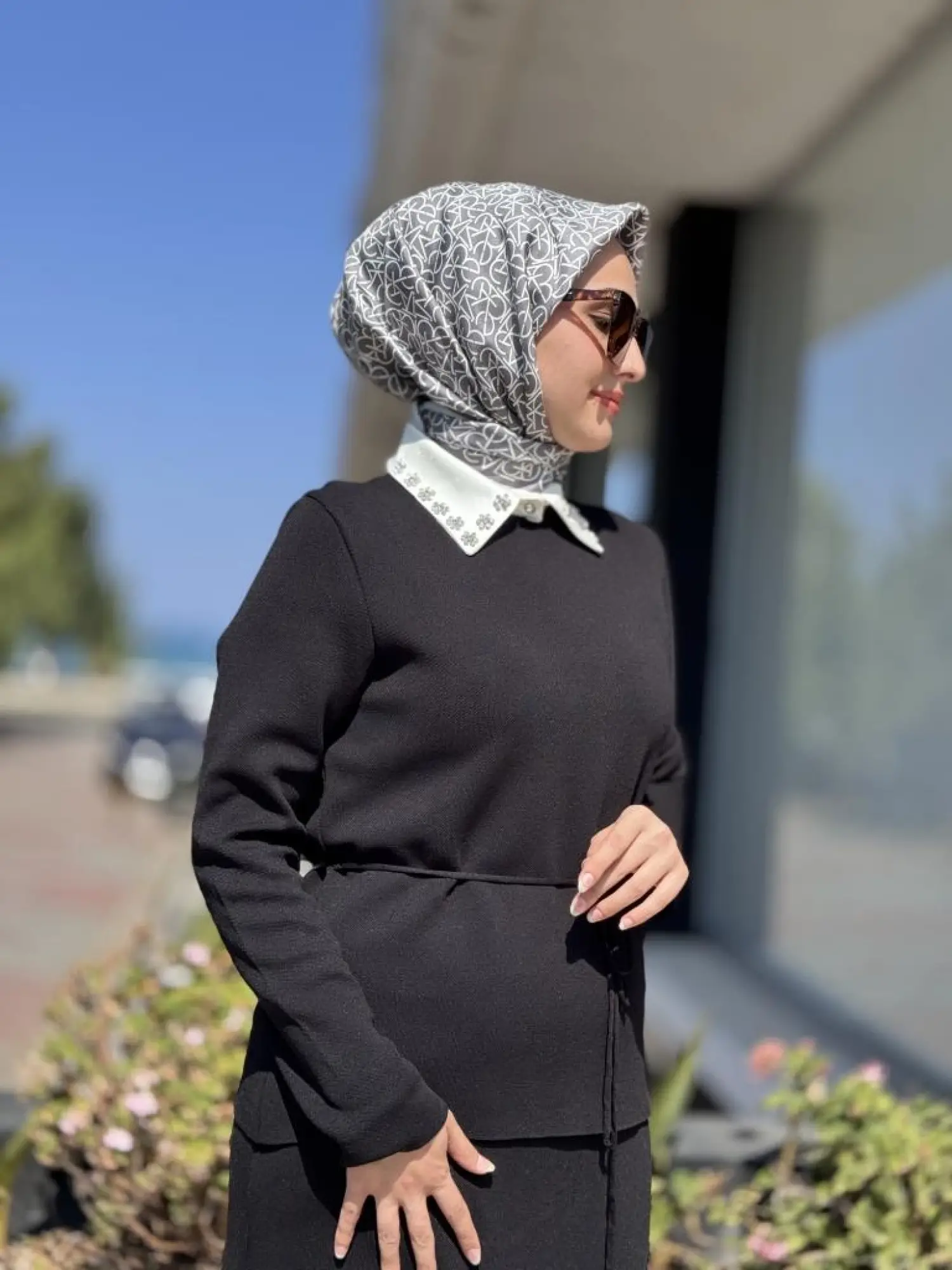 Ghisa Seyyar Yaka Detaylı Triko Etekli Takım 4040