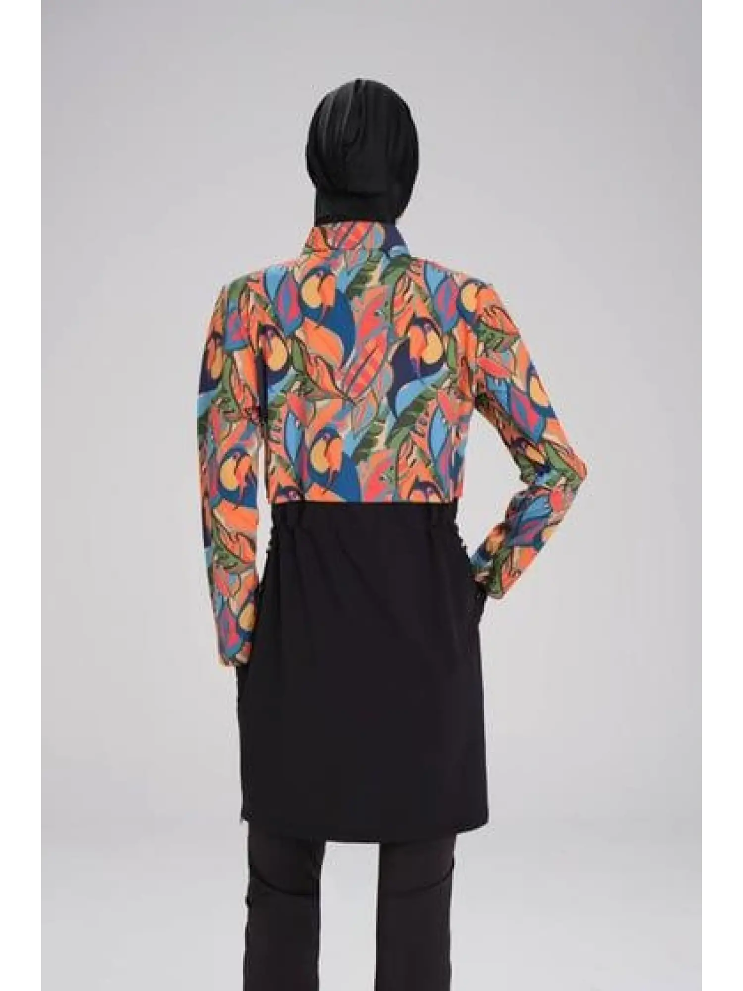 Haşema Esila Tropikal Desenli Jileli Tek Mayo Üstü HSM2934