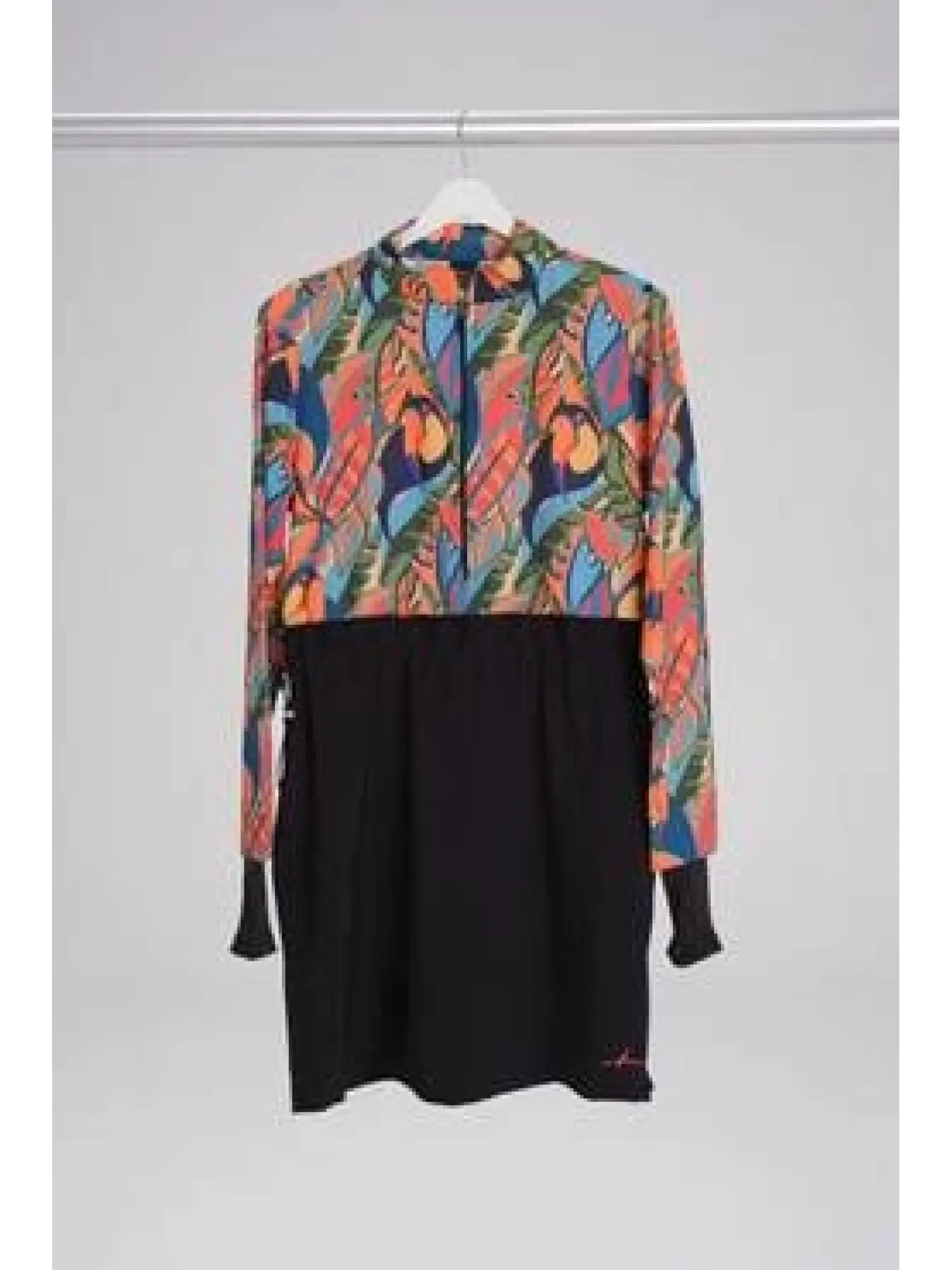 Haşema Esila Tropikal Desenli Jileli Tek Mayo Üstü HSM2934