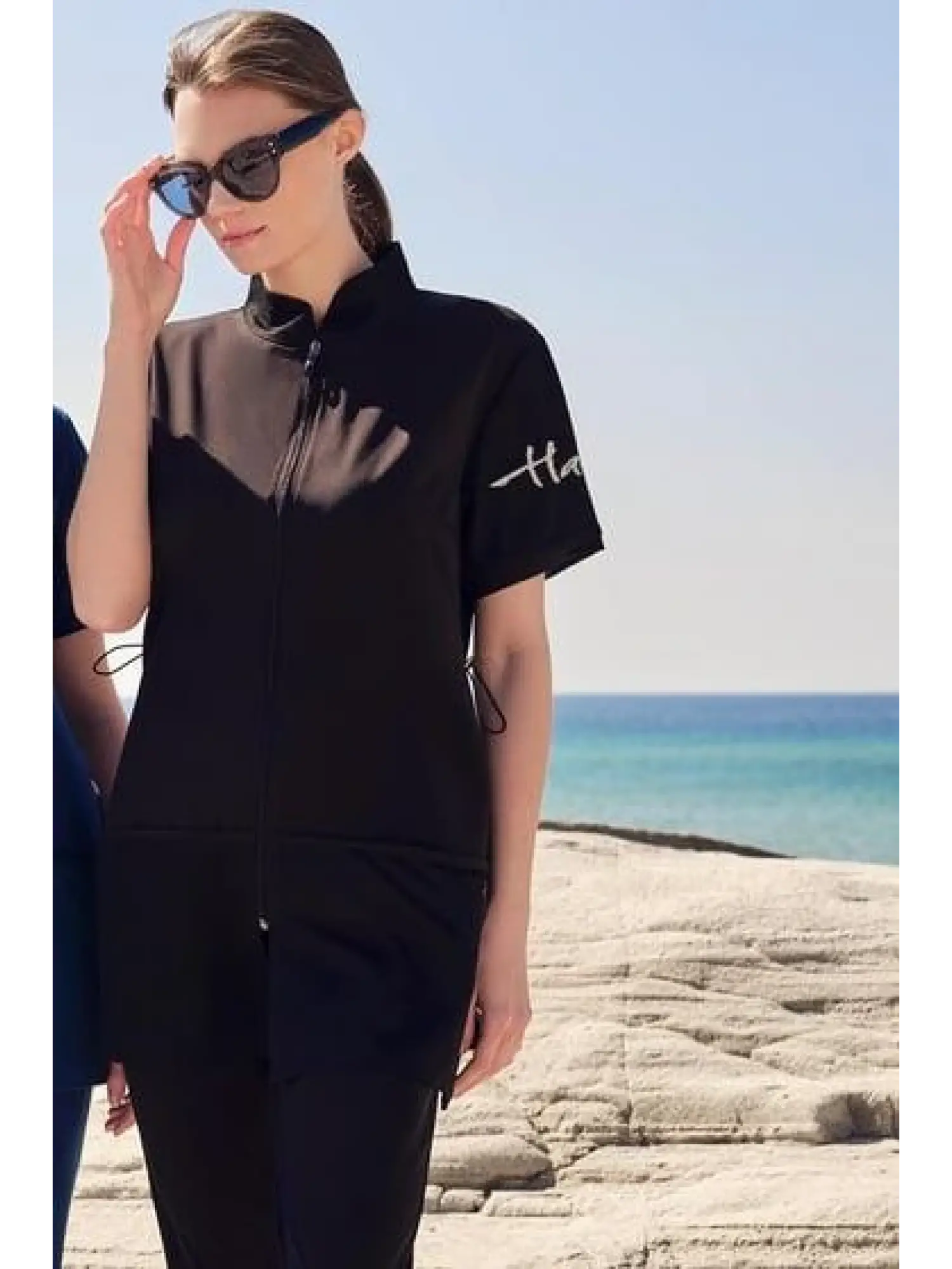 Haşema File Cep Detaylı Kısa Kol Fermuarlı Mürdüm Havuz Mayo Takımı H2843