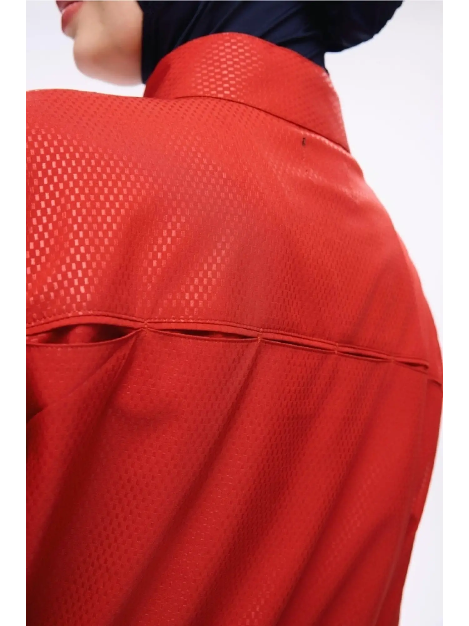 Haşema Kemer Toka Detaylı 5 Parça Kırmızı-Siyah Mayo Takımı HSM5052