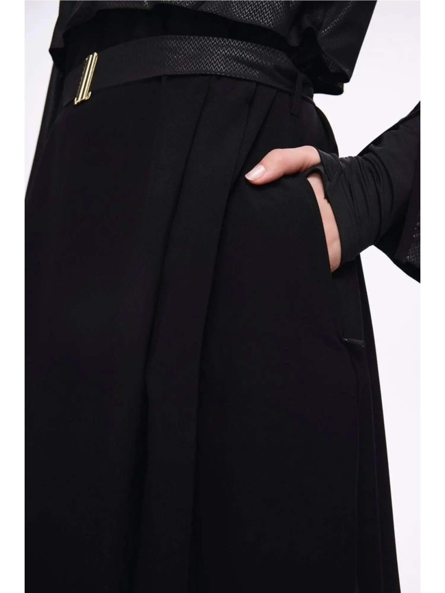 Haşema Kemer Toka Detaylı 5 Parça Siyah Mayo Takımı HSM5027