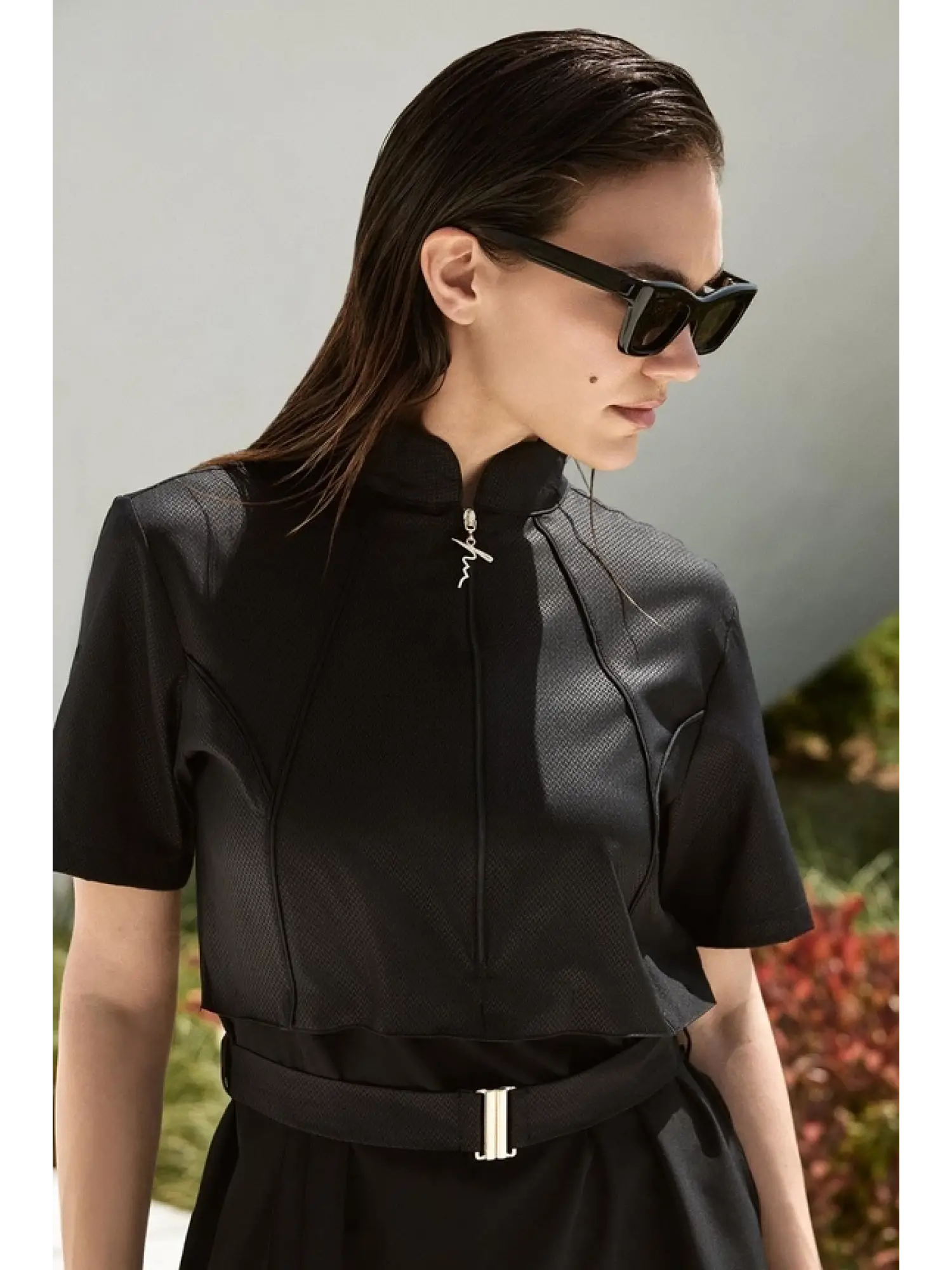 Haşema Kemer Toka Detaylı Dokulu 5 Parça Yarı Kapalı Siyah Mayo Takımı HSM5039