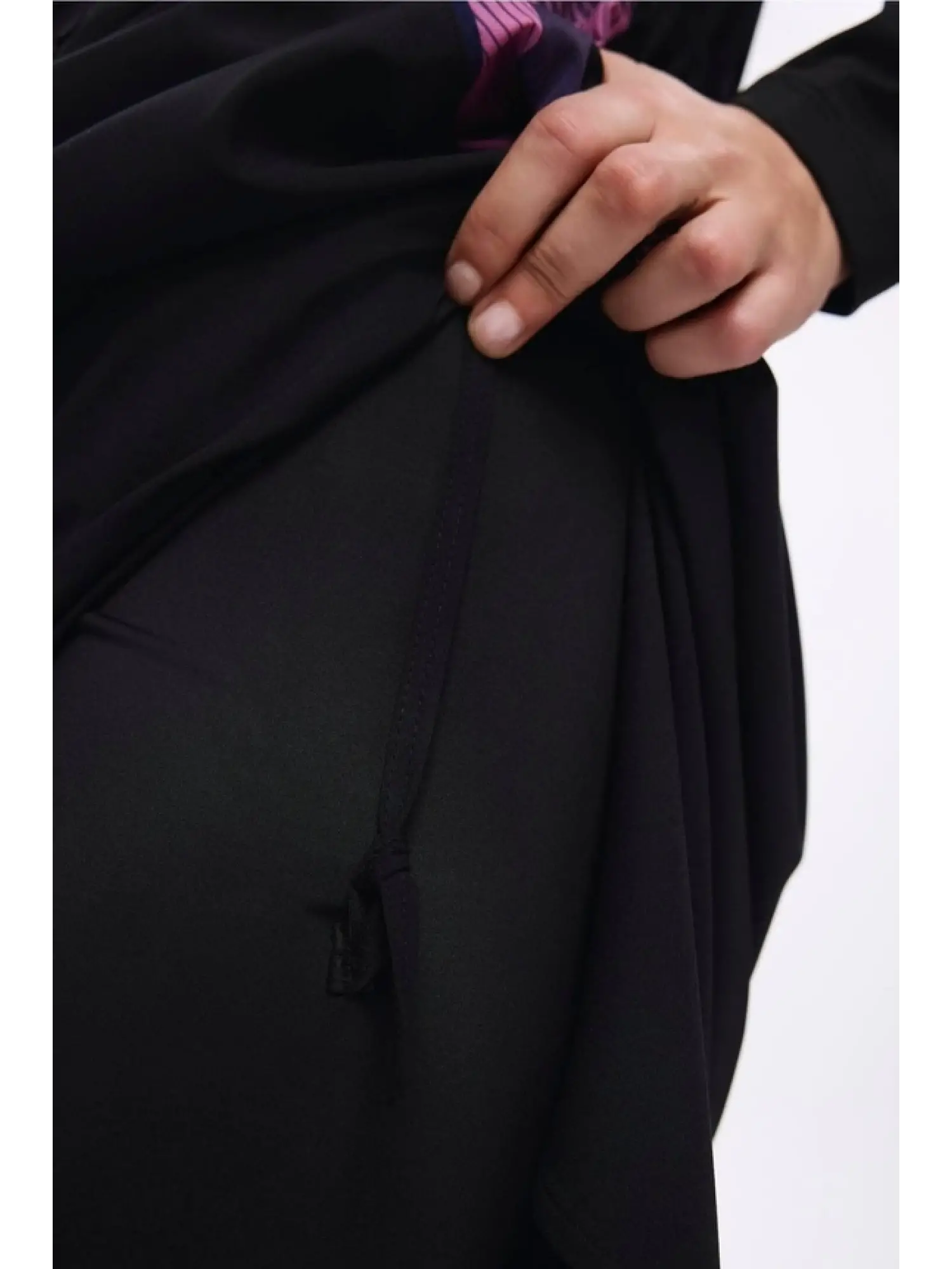 Haşema Kol Altı Ve Sırtı Desenli Siyah 5 Parça Tesettür Mayo Takımı HSM5022