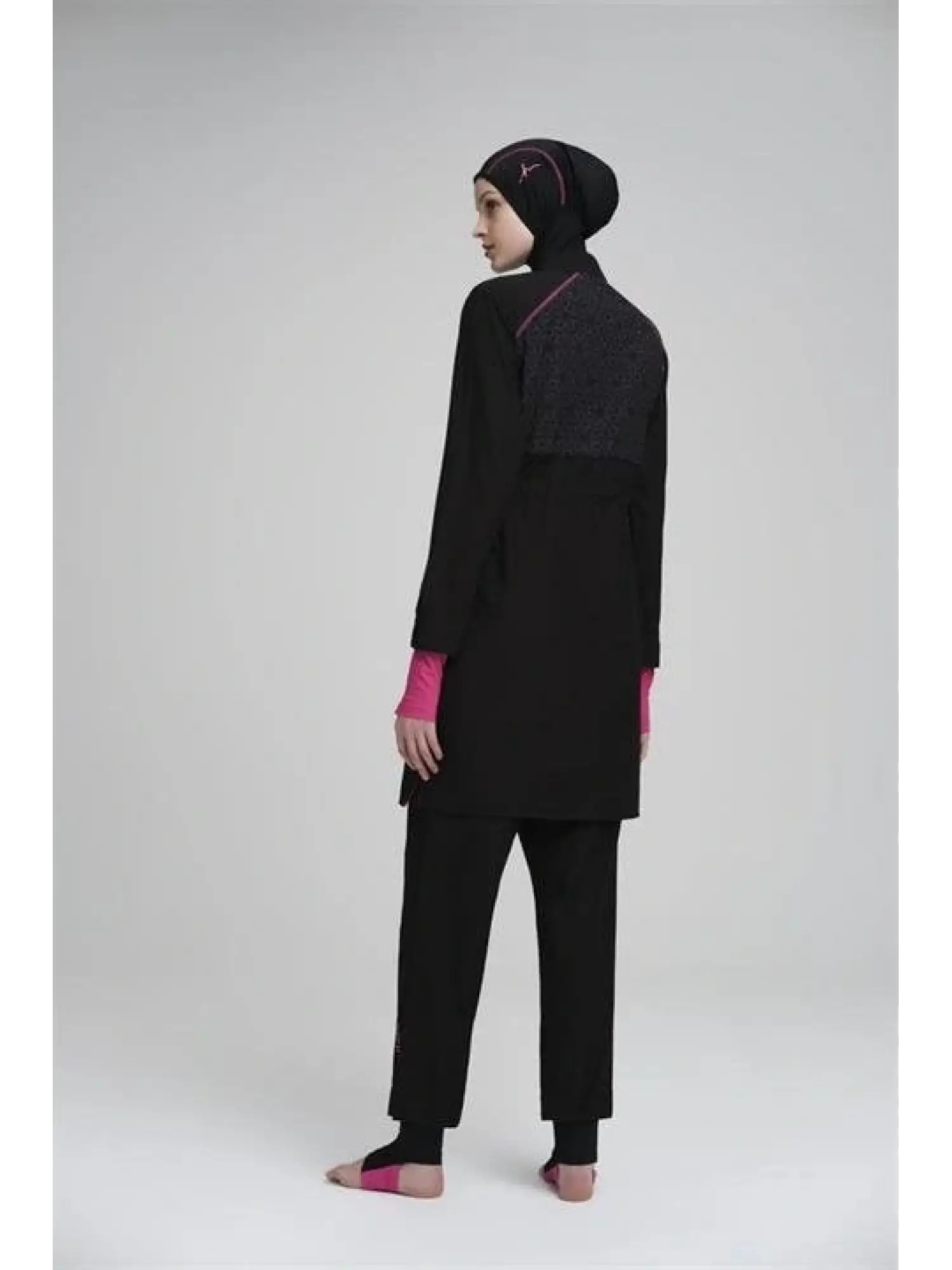 Haşema Performans Serisi 6 Parça Siyah Tesettür Mayo HSM2010