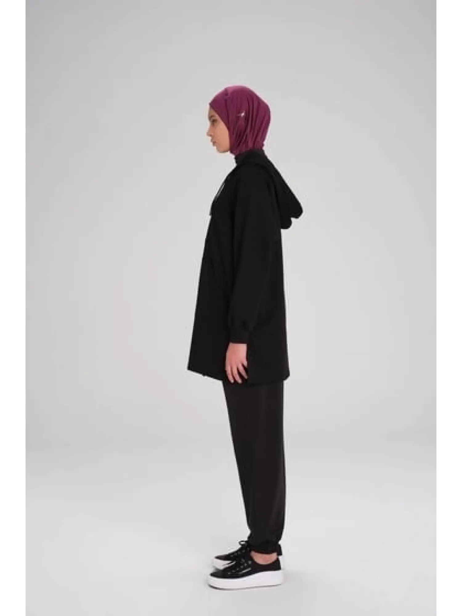 Haşema Yumuşak Dokulu Kapüşonlu Fermuarlı Basic Sweatshirt ACT15