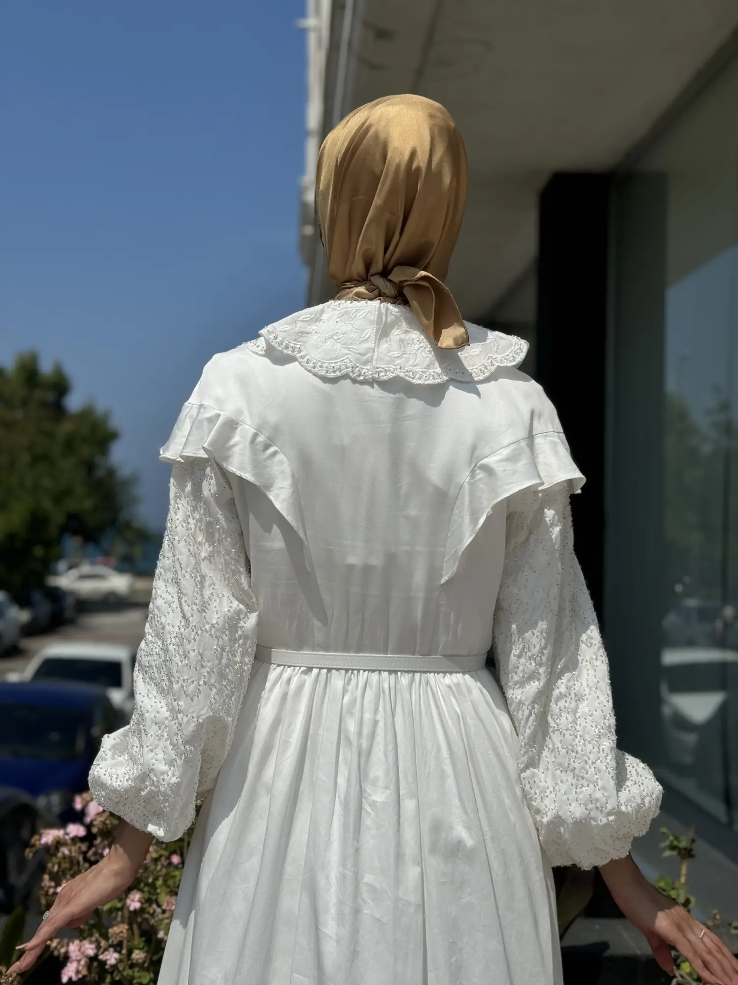 Jamila Sarah Kolları Yakası Boncuklu Fırfırlı Elbise 3052