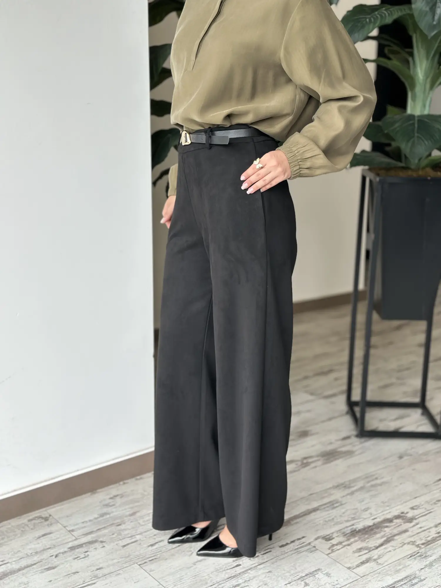 Kayra Kemerli Süet Pantolon KA19042