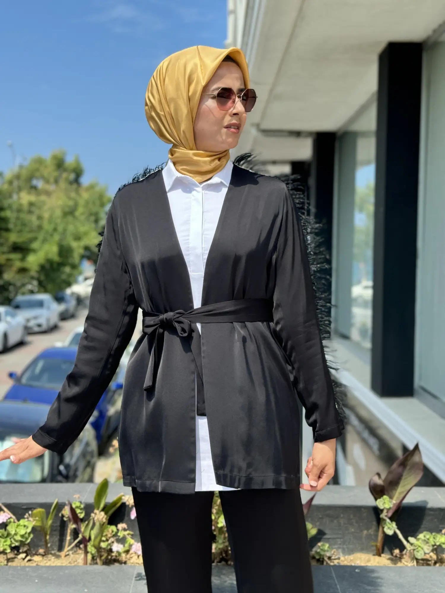 Lisa Kol Ve Omuz Detaylı Şık Siyah Ceket Pantolon Takım 3008