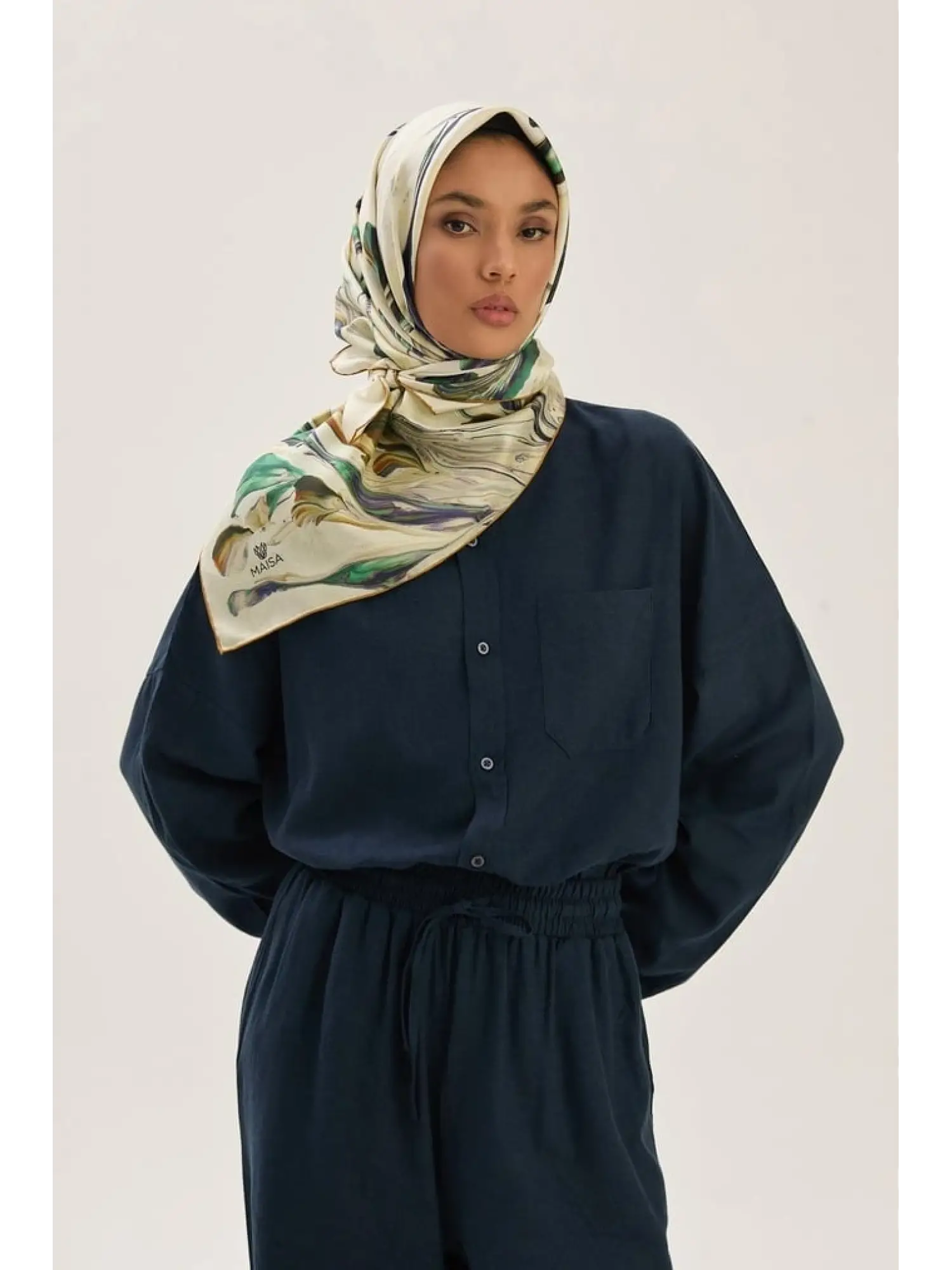 Maisa Buğu 90X90 Melburry İpek Eşarp