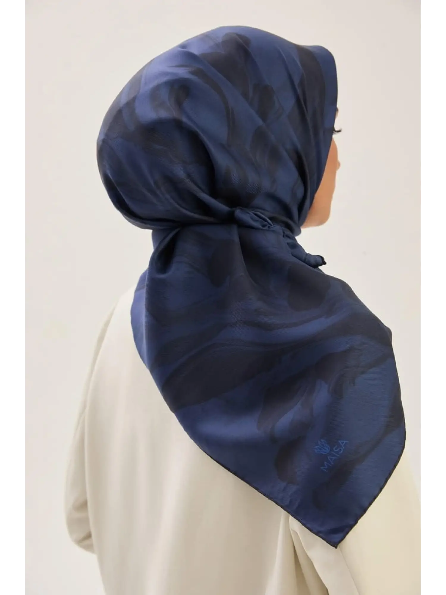 Maisa Buğu 90X90 Melburry İpek Eşarp