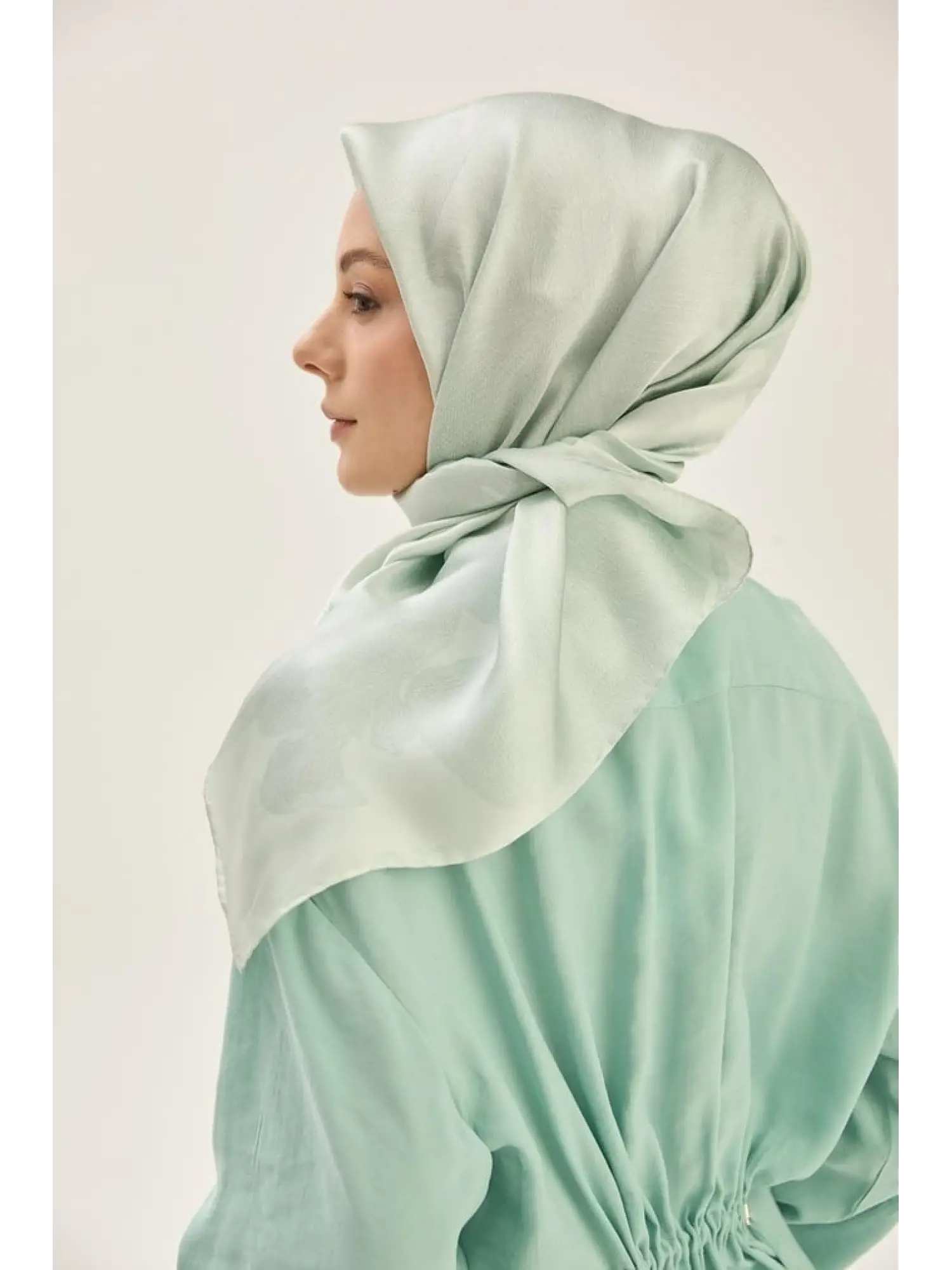 Maisa Farah 90X90 Sura İpek Eşarp