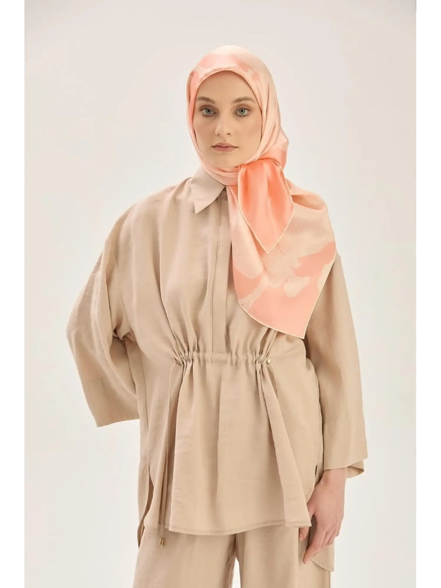 Maisa Farah 90X90 Sura İpek Eşarp