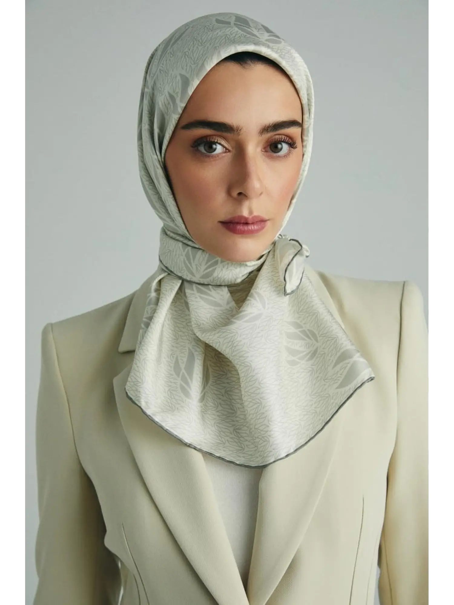 Maisa Lavi 90X90 Twil İpek Eşarp