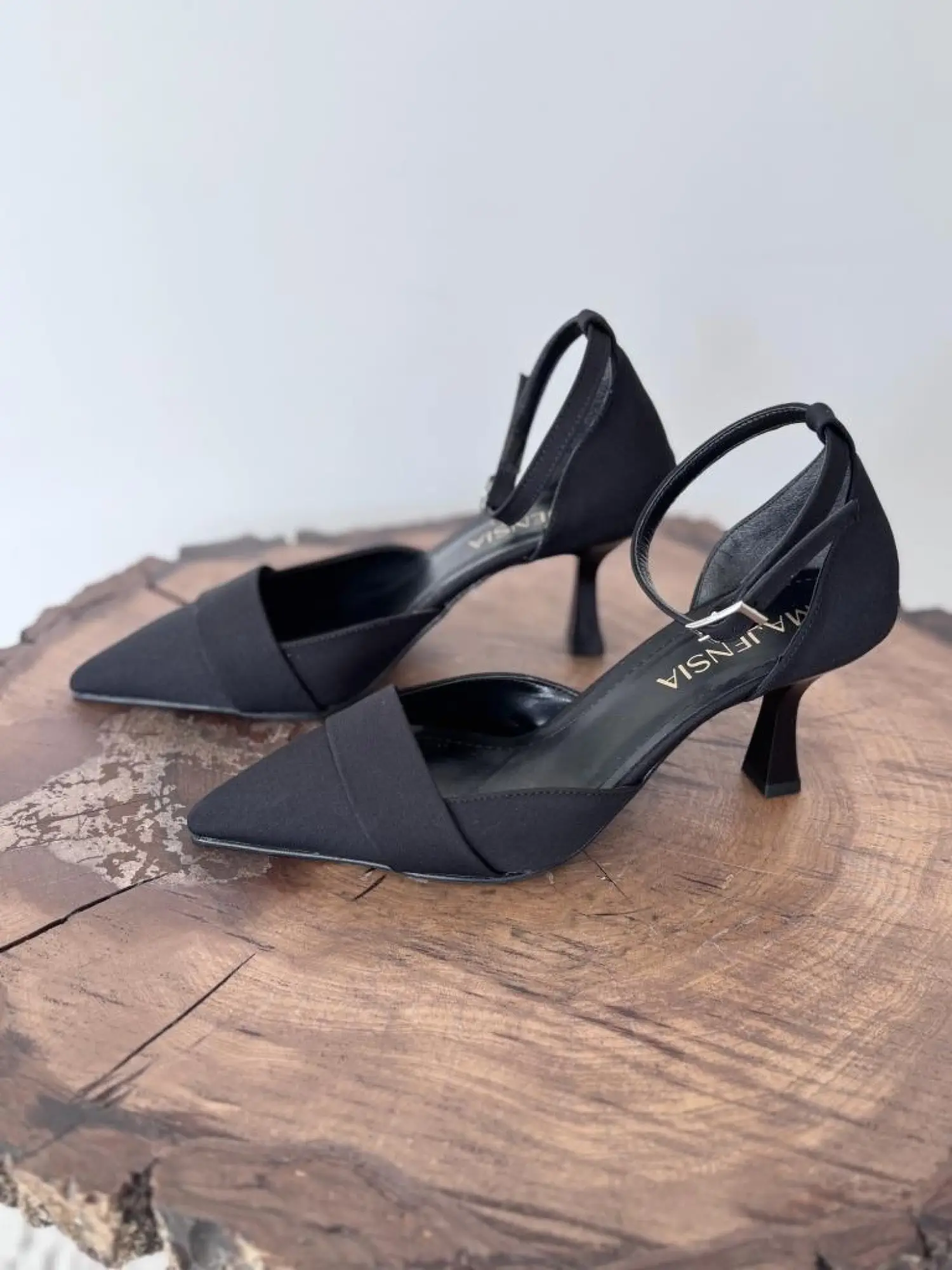 Majensia Bilekten Bağcıklı Şık Ayakkabı 155014