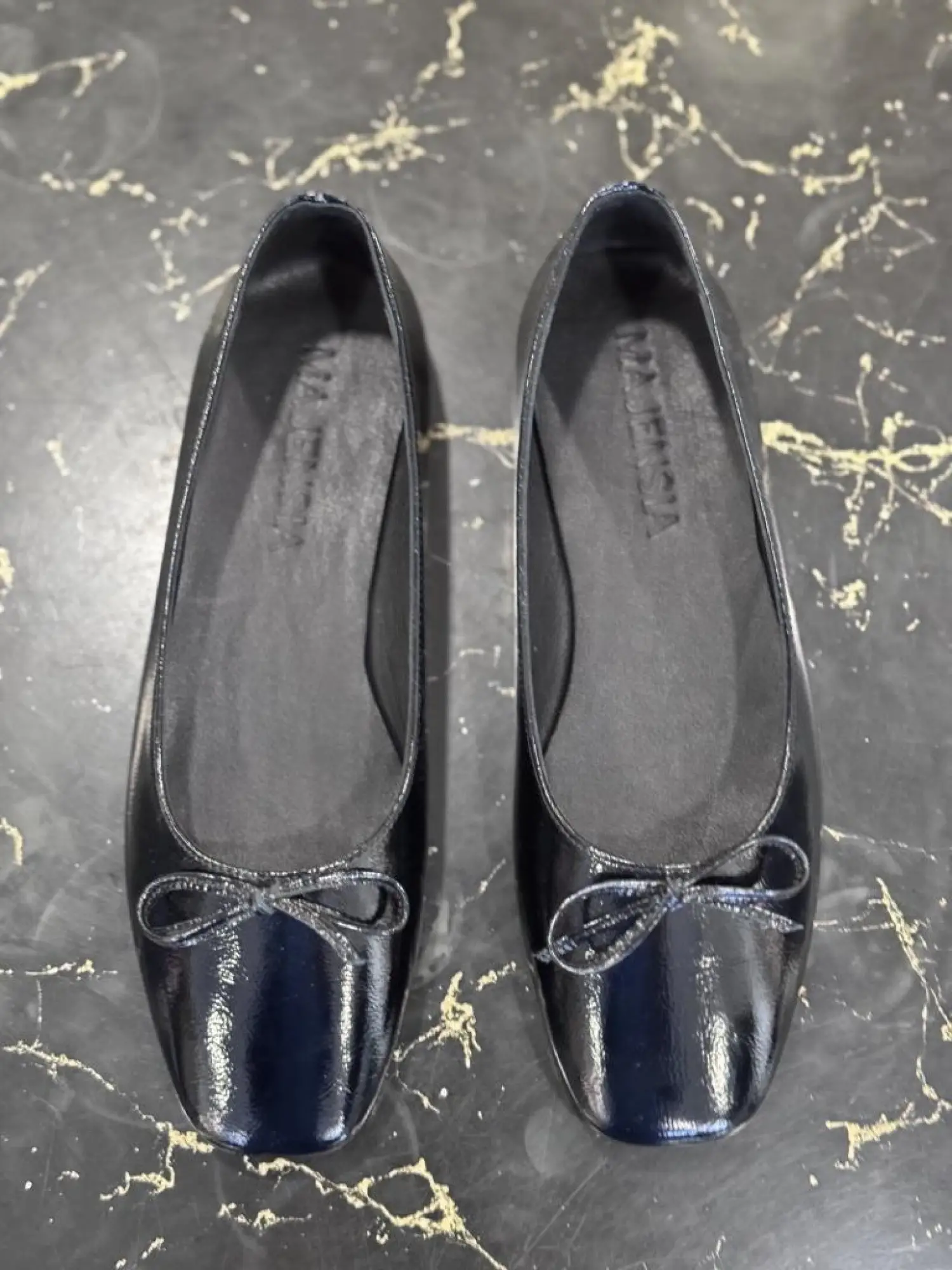 Majensia Deri Babet 151226