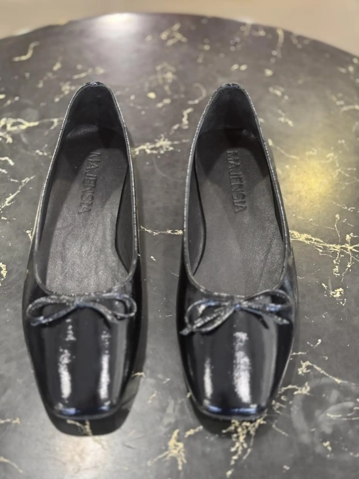 Majensia Deri Babet 151226