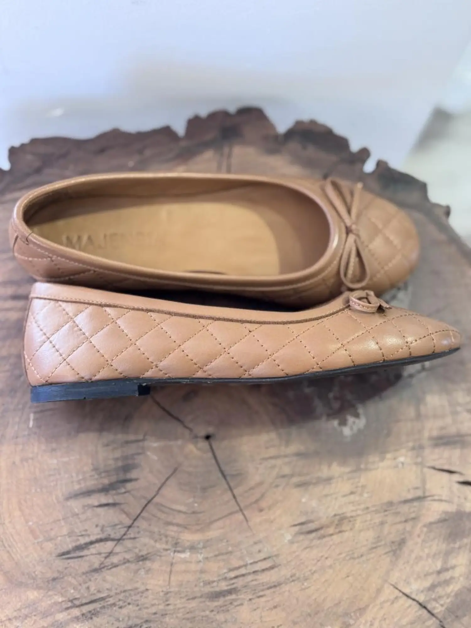 Majensia Deri Babet 151282