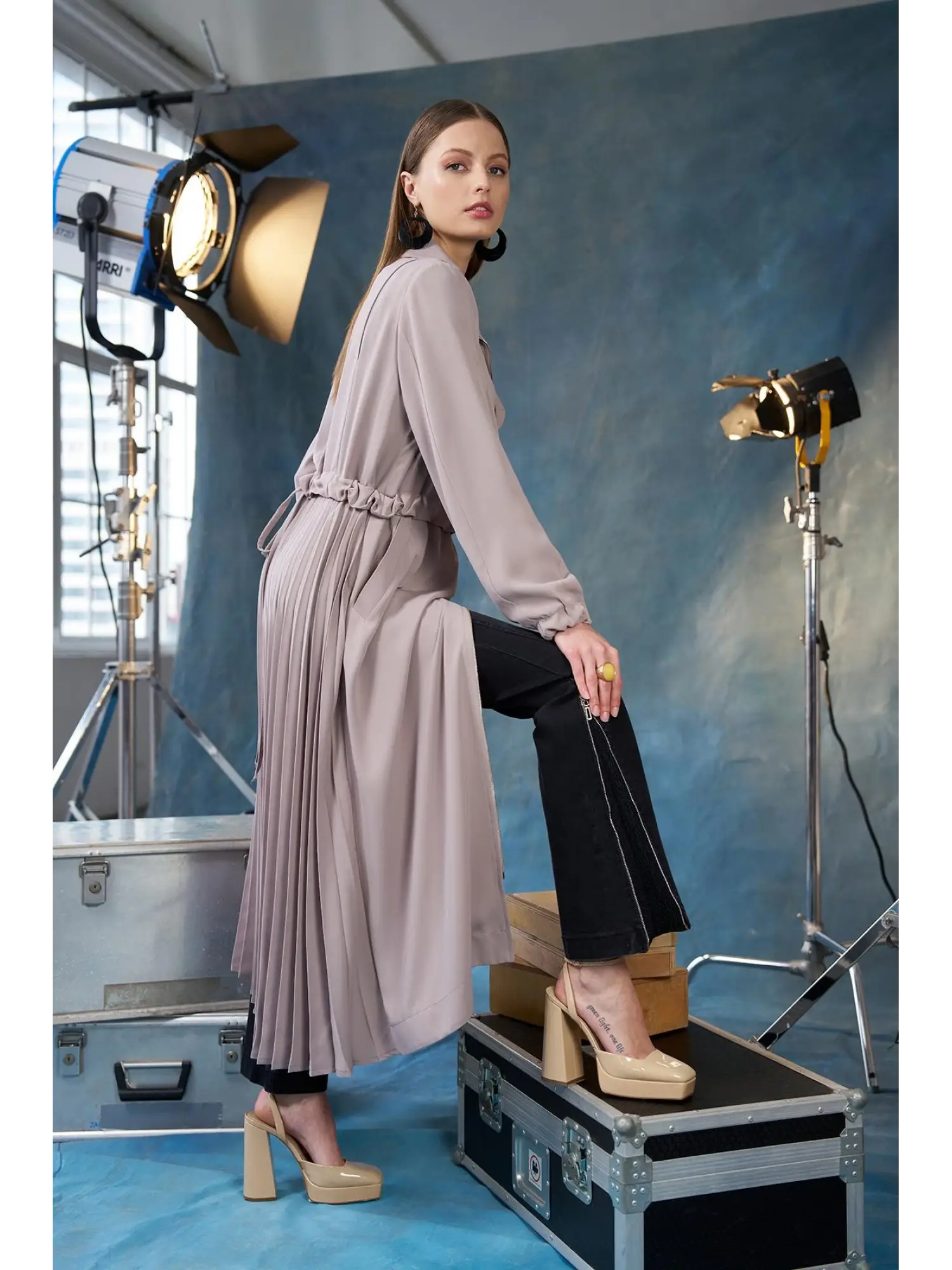 Misswhence Arkası Pliseli Fermuarlı Pardesü 35516