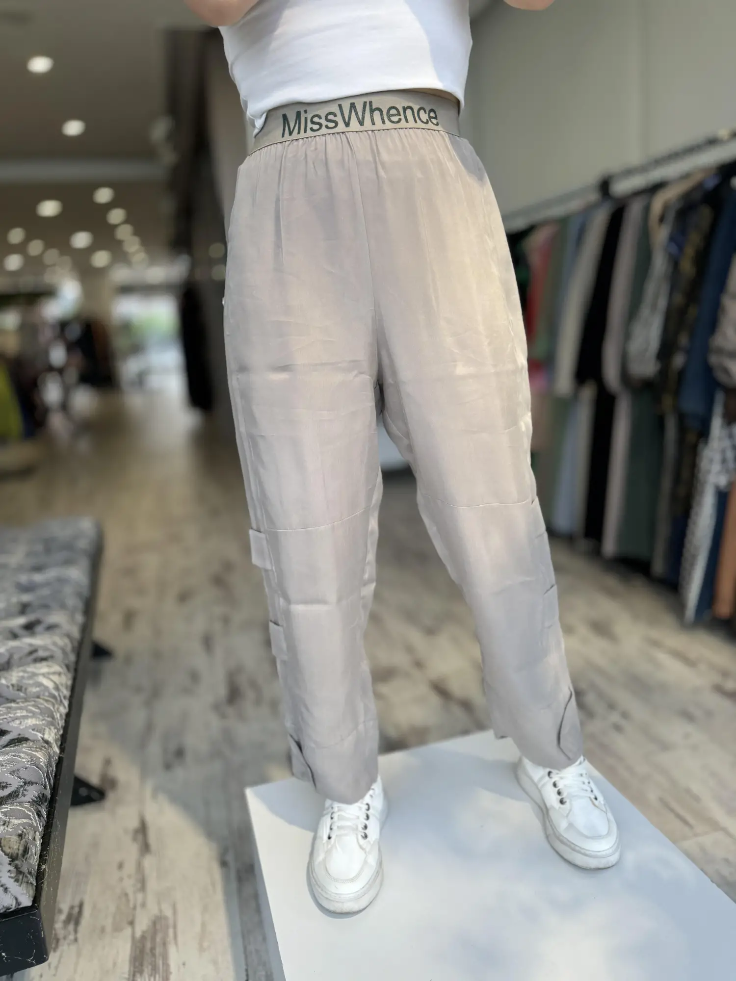 Misswhence Beli Lastikli Cupra İpek Pantolon 35121