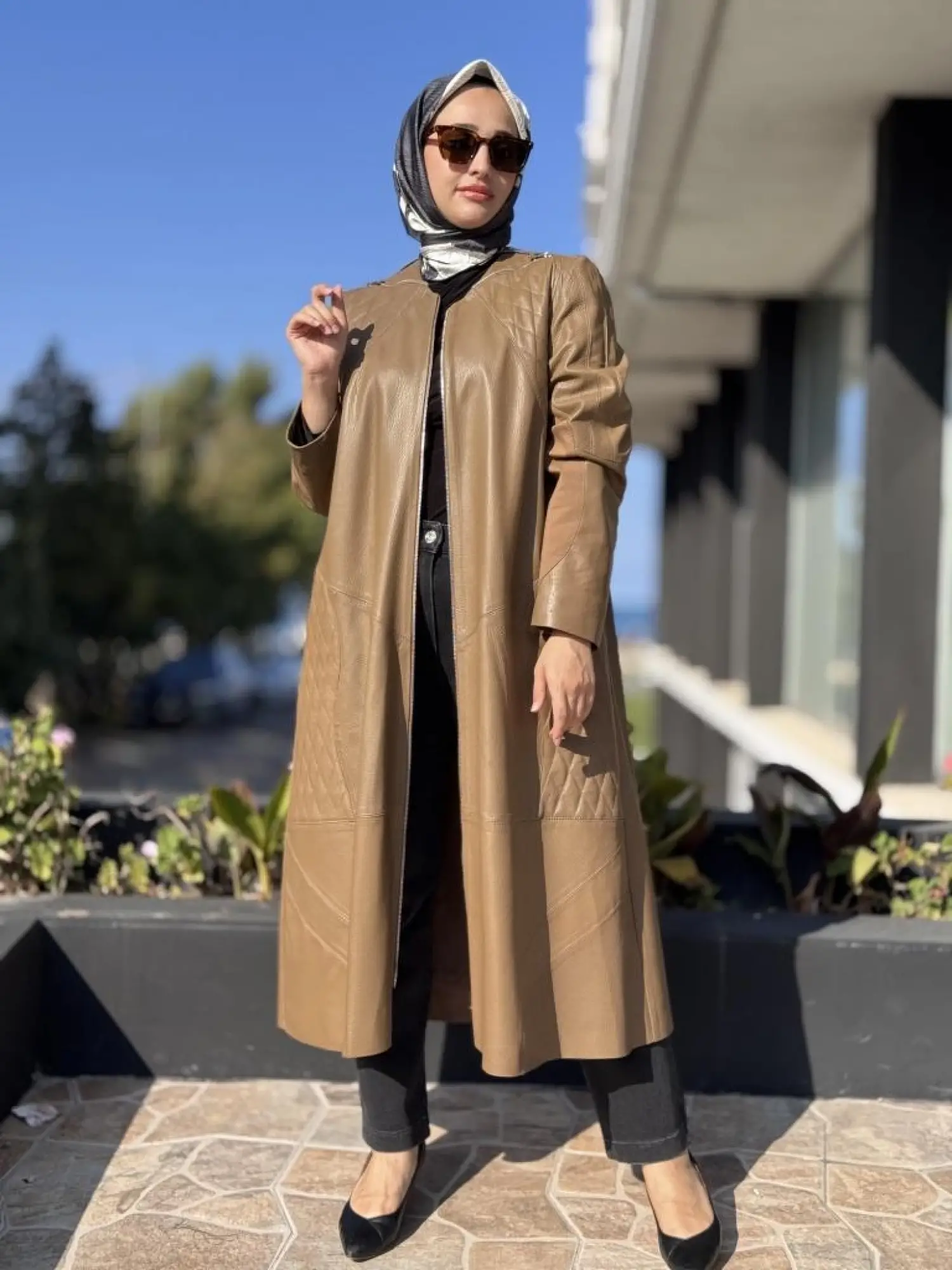 Misswhence Deri Pardesü 38420