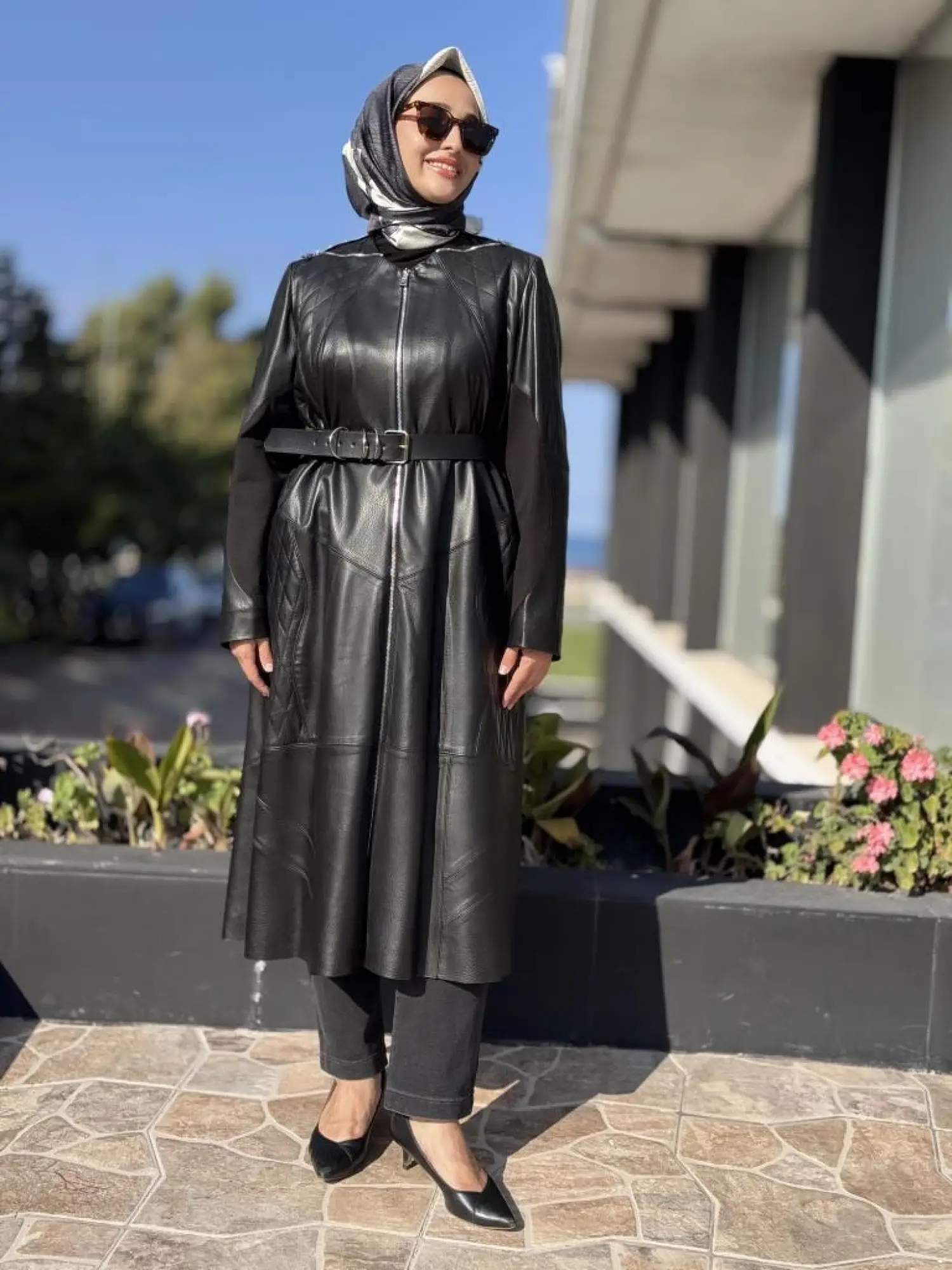 Misswhence Deri Pardesü 38420