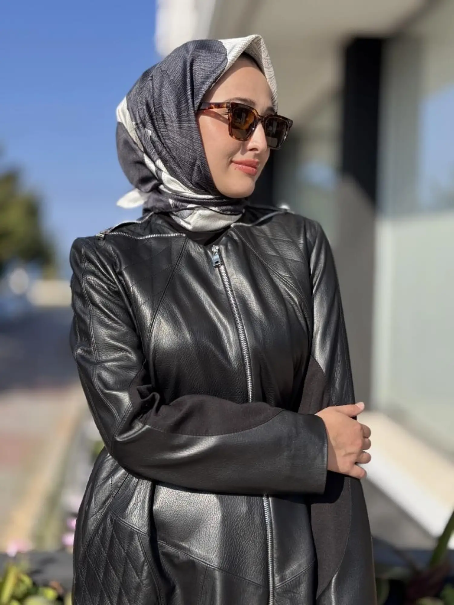 Misswhence Deri Pardesü 38420